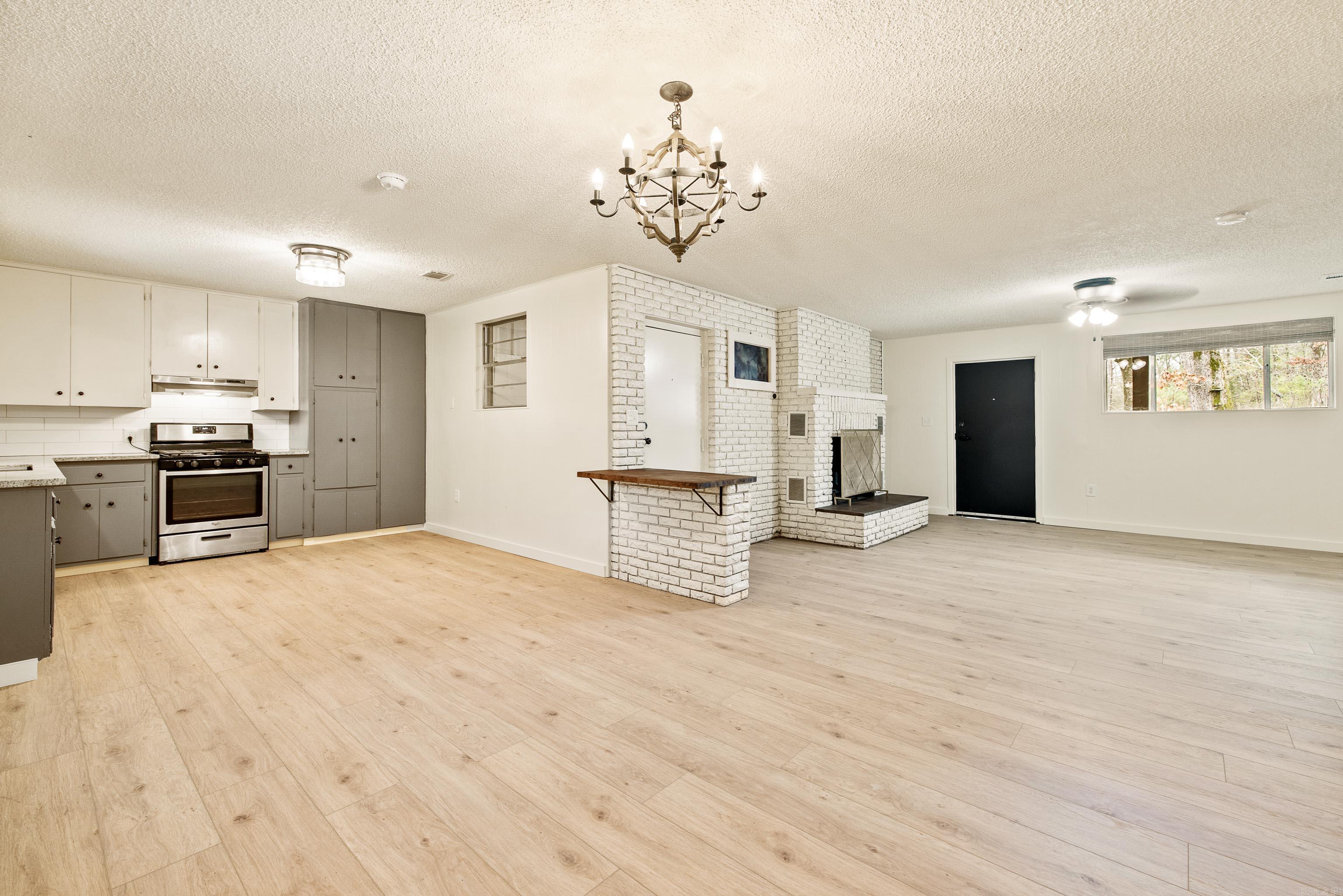 6101 Sullivan Little Rock, AR 72210