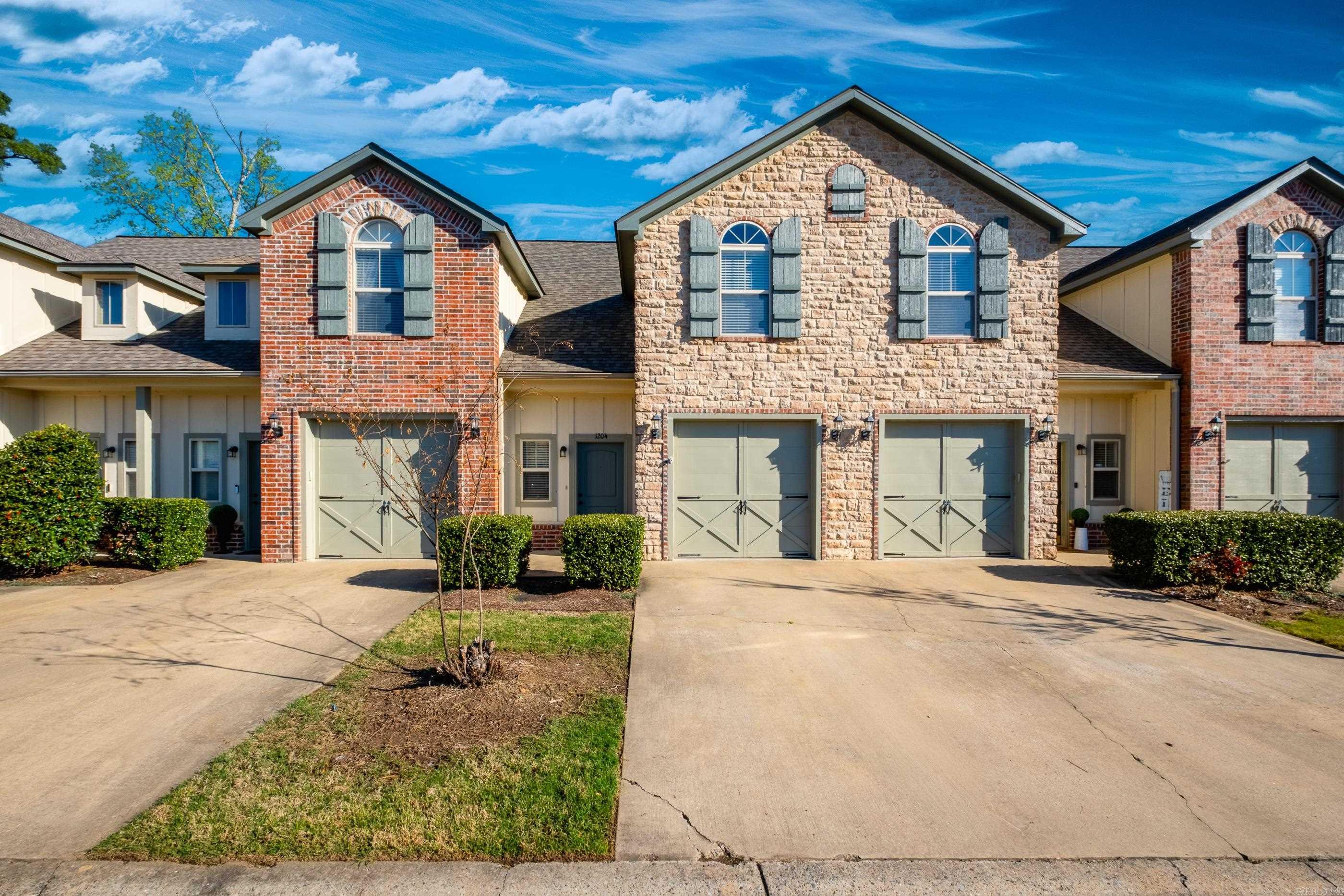 1204 Tuscany  Maumelle, AR
