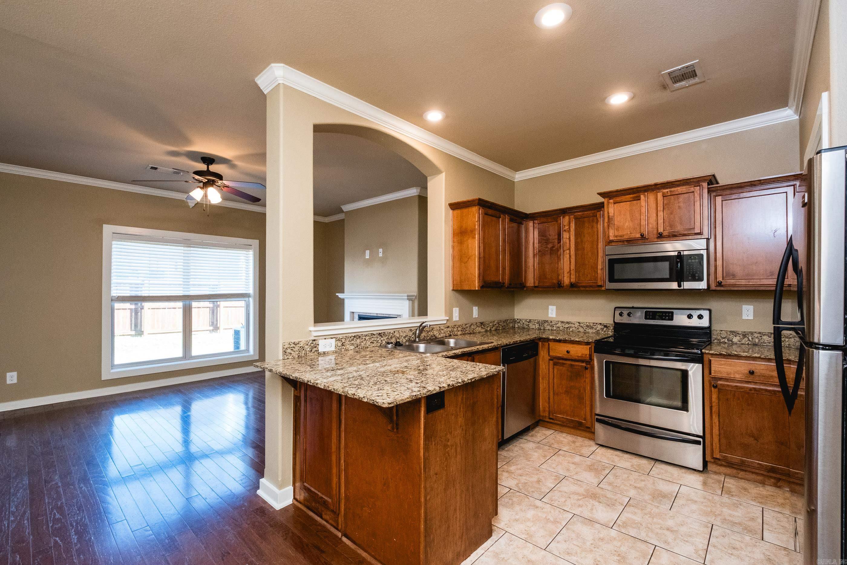 1204 Tuscany  Maumelle, AR