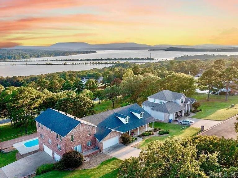 34 Valley View  Russellville, AR