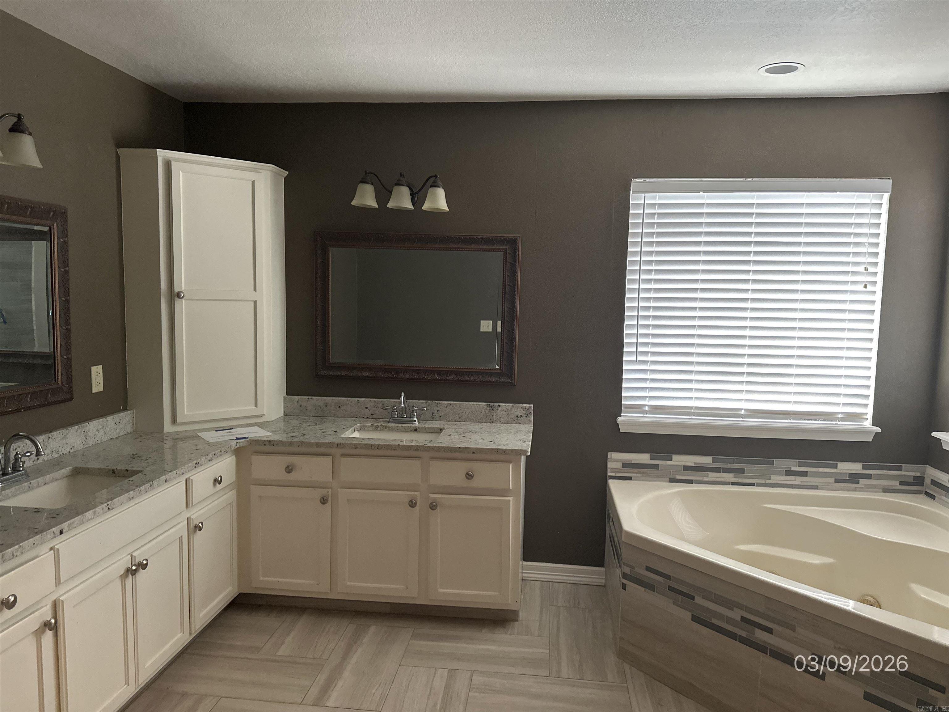 34 Valley View  Russellville, AR