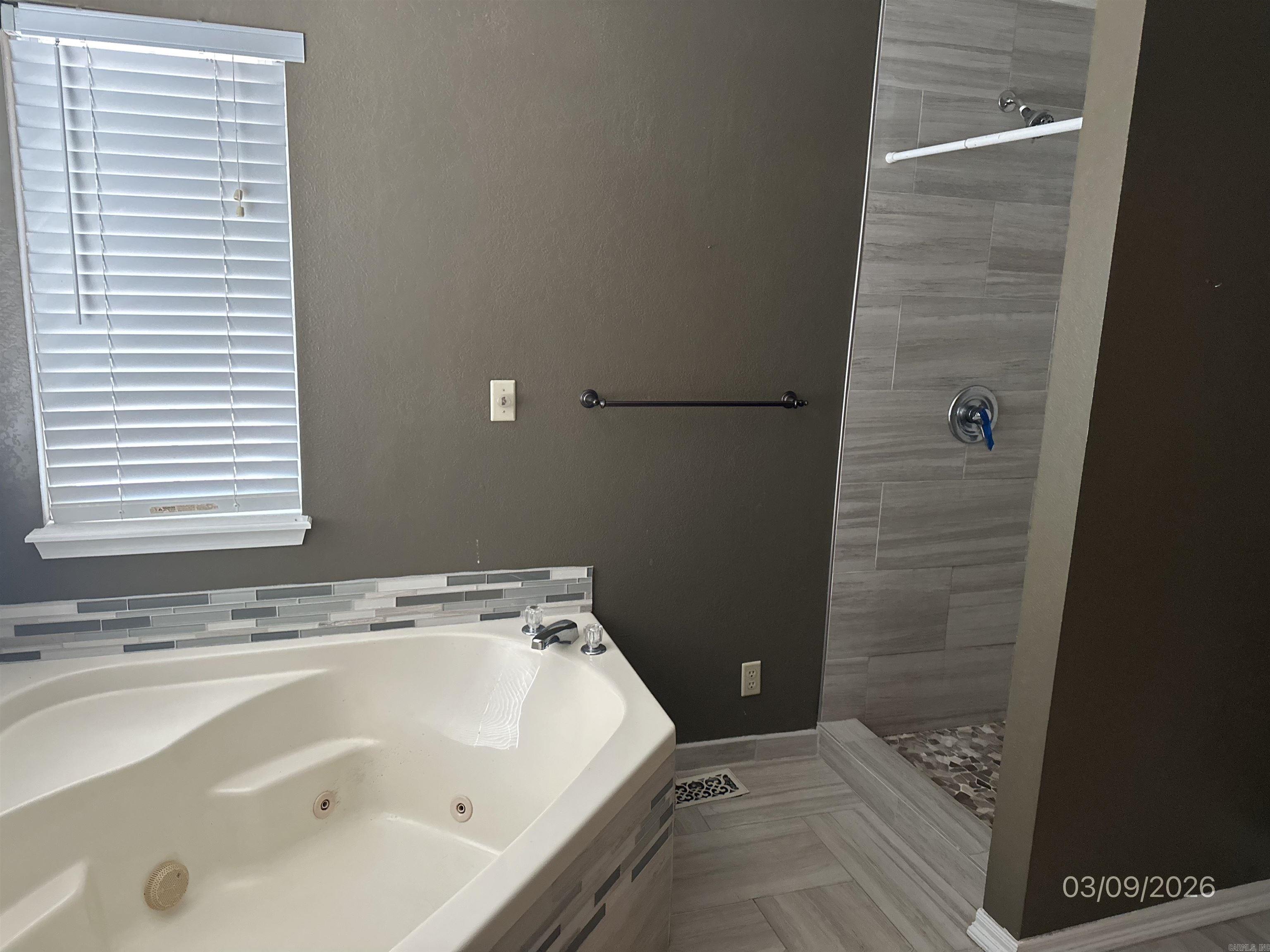 34 Valley View  Russellville, AR