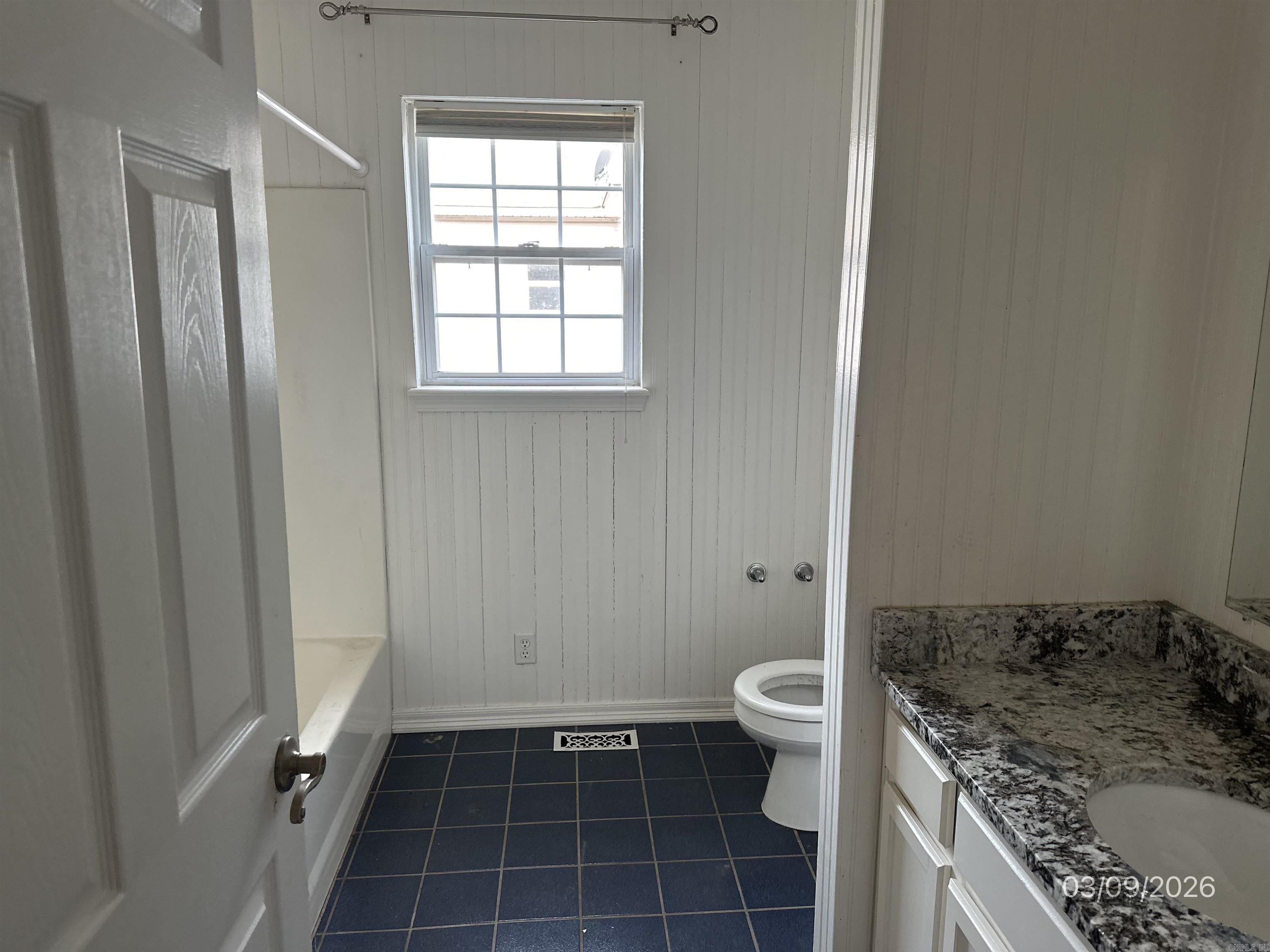 34 Valley View  Russellville, AR