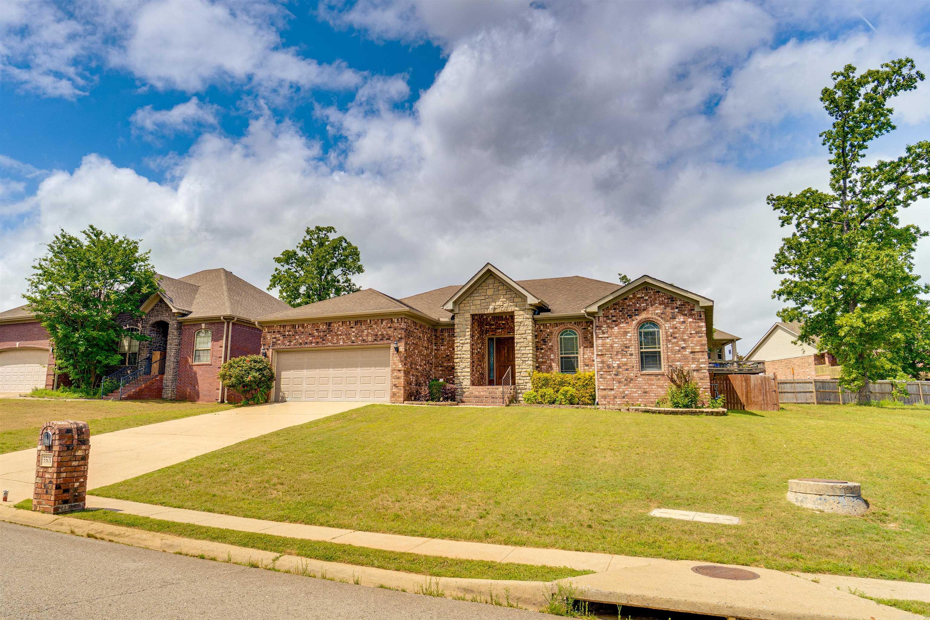 5501 Aviator Drive Jacksonville, AR 72076