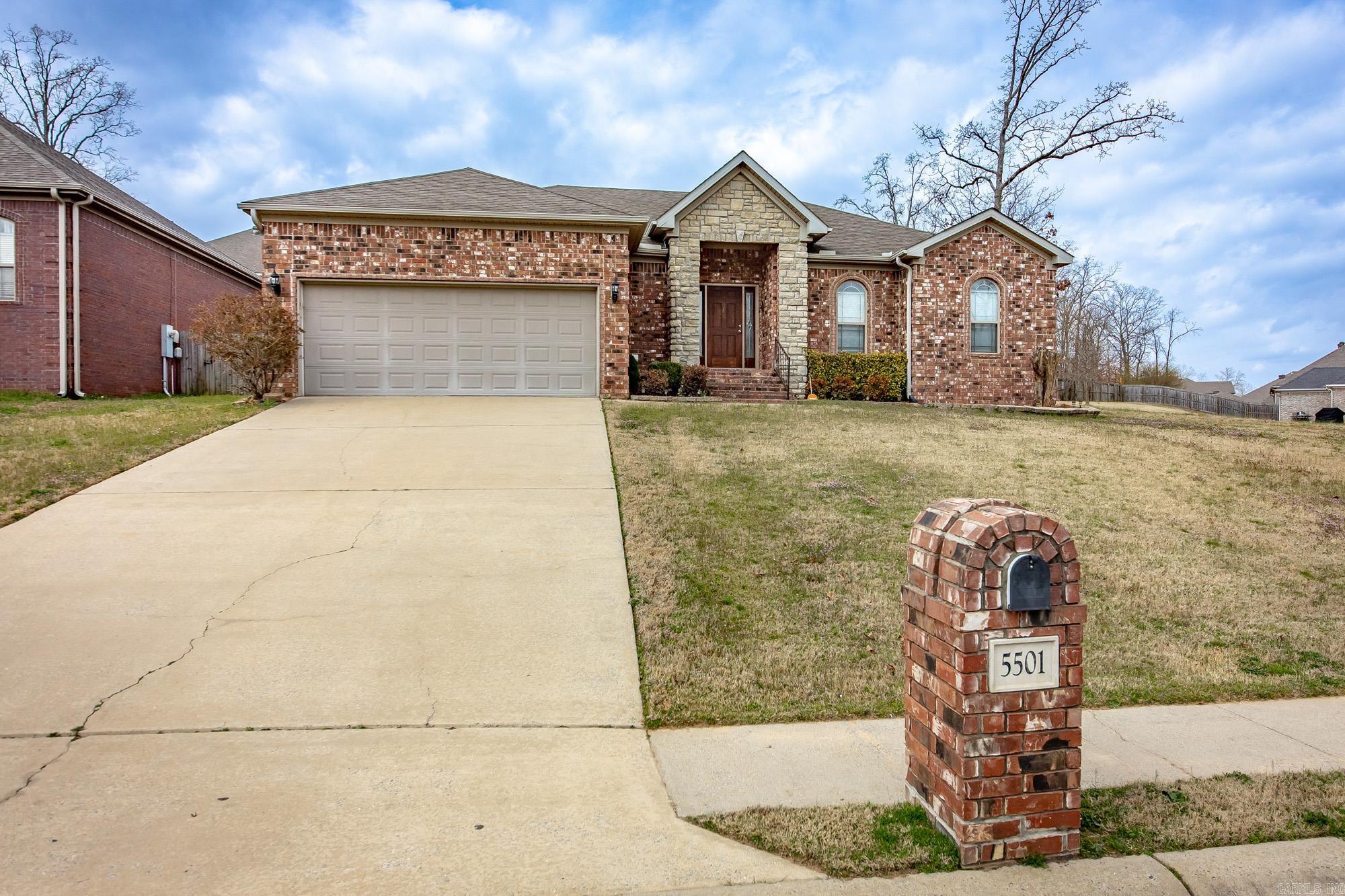 5501 Aviator  Jacksonville, AR