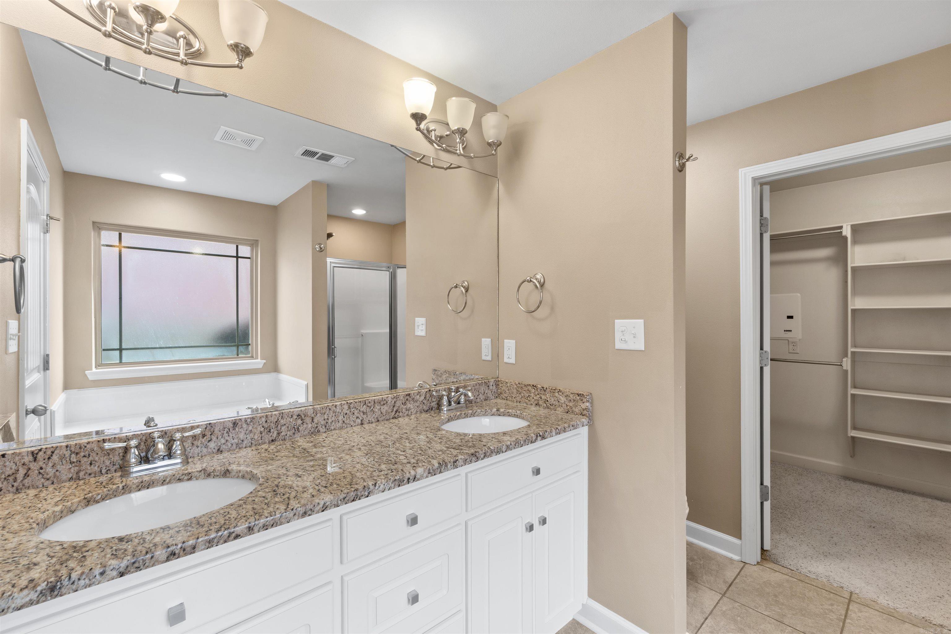 5501 Aviator Drive Jacksonville, AR 72076