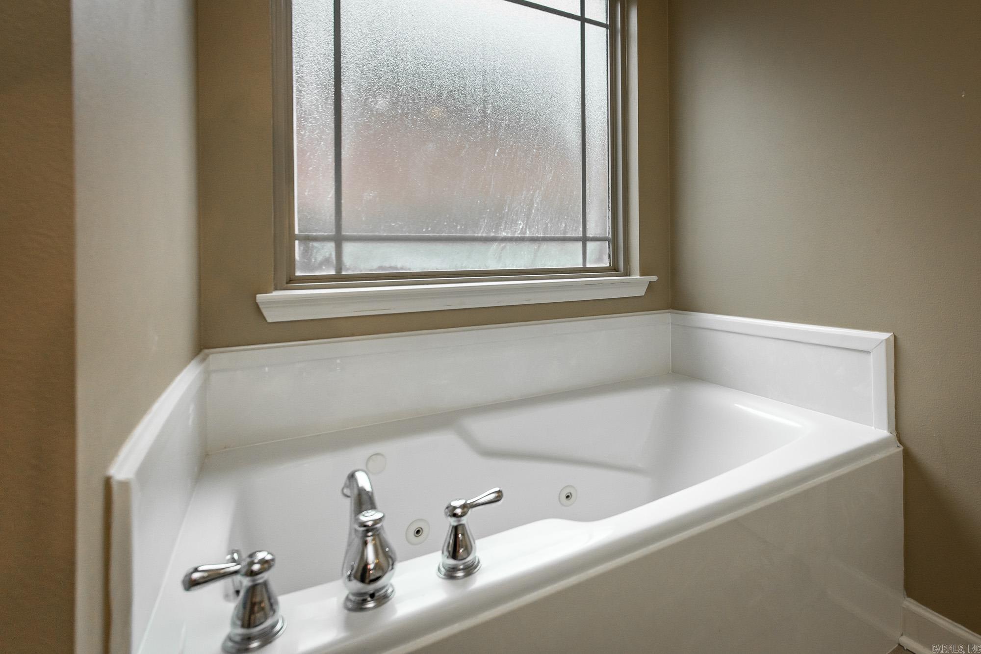 5501 Aviator  Jacksonville, AR