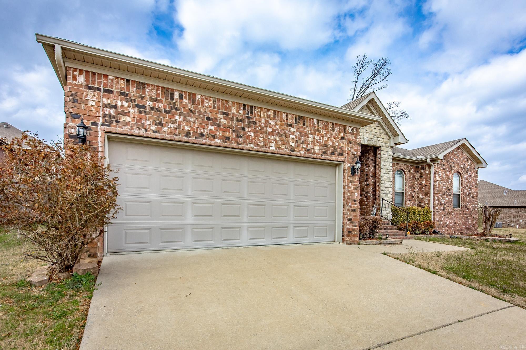 5501 Aviator  Jacksonville, AR