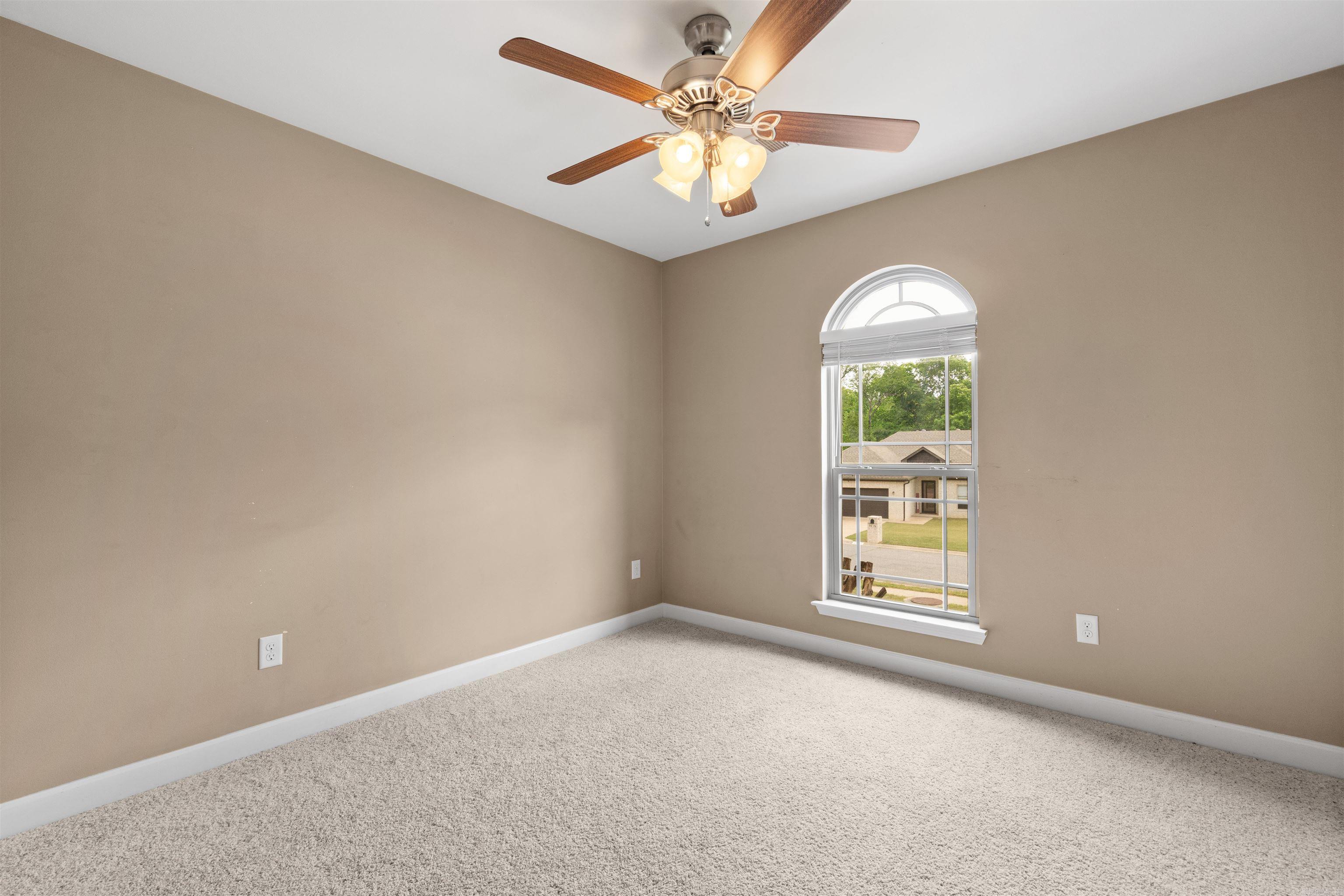 5501 Aviator Drive Jacksonville, AR 72076