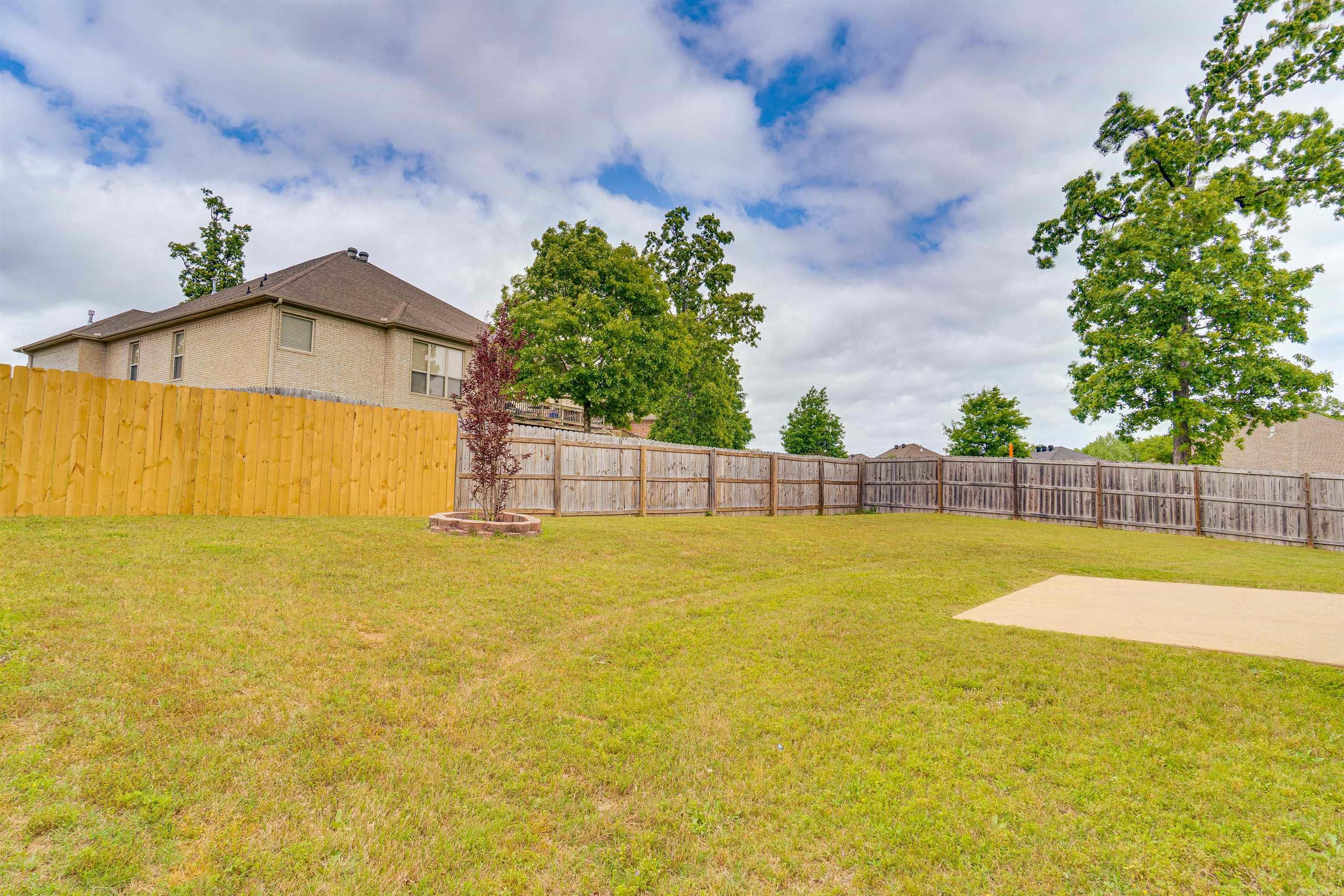 5501 Aviator Drive Jacksonville, AR 72076