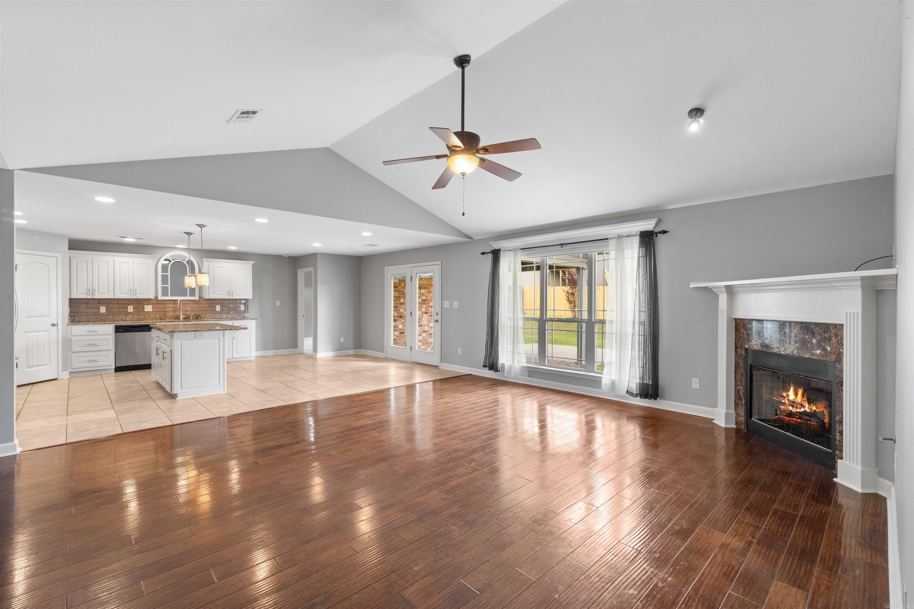 5501 Aviator Drive Jacksonville, AR 72076