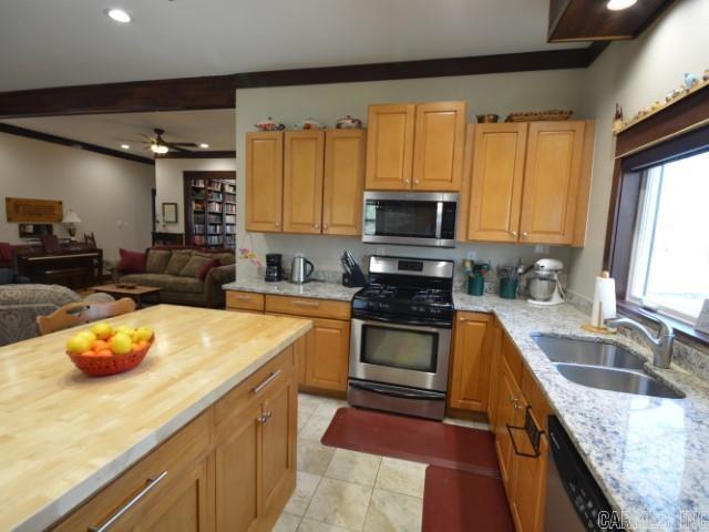 818 Canterbury  Benton, AR