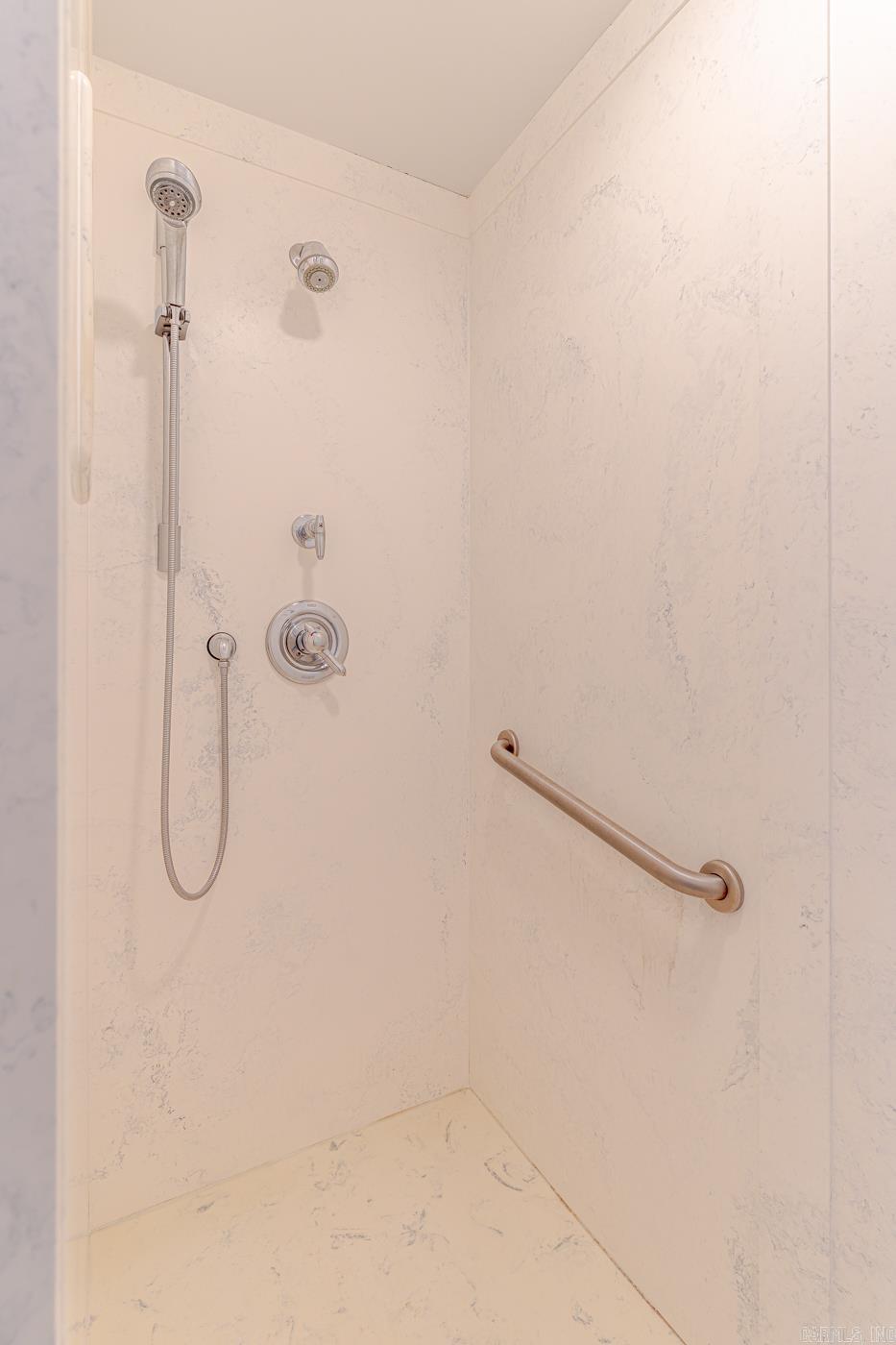 1304 Leominster Cv Jonesboro, AR 72401