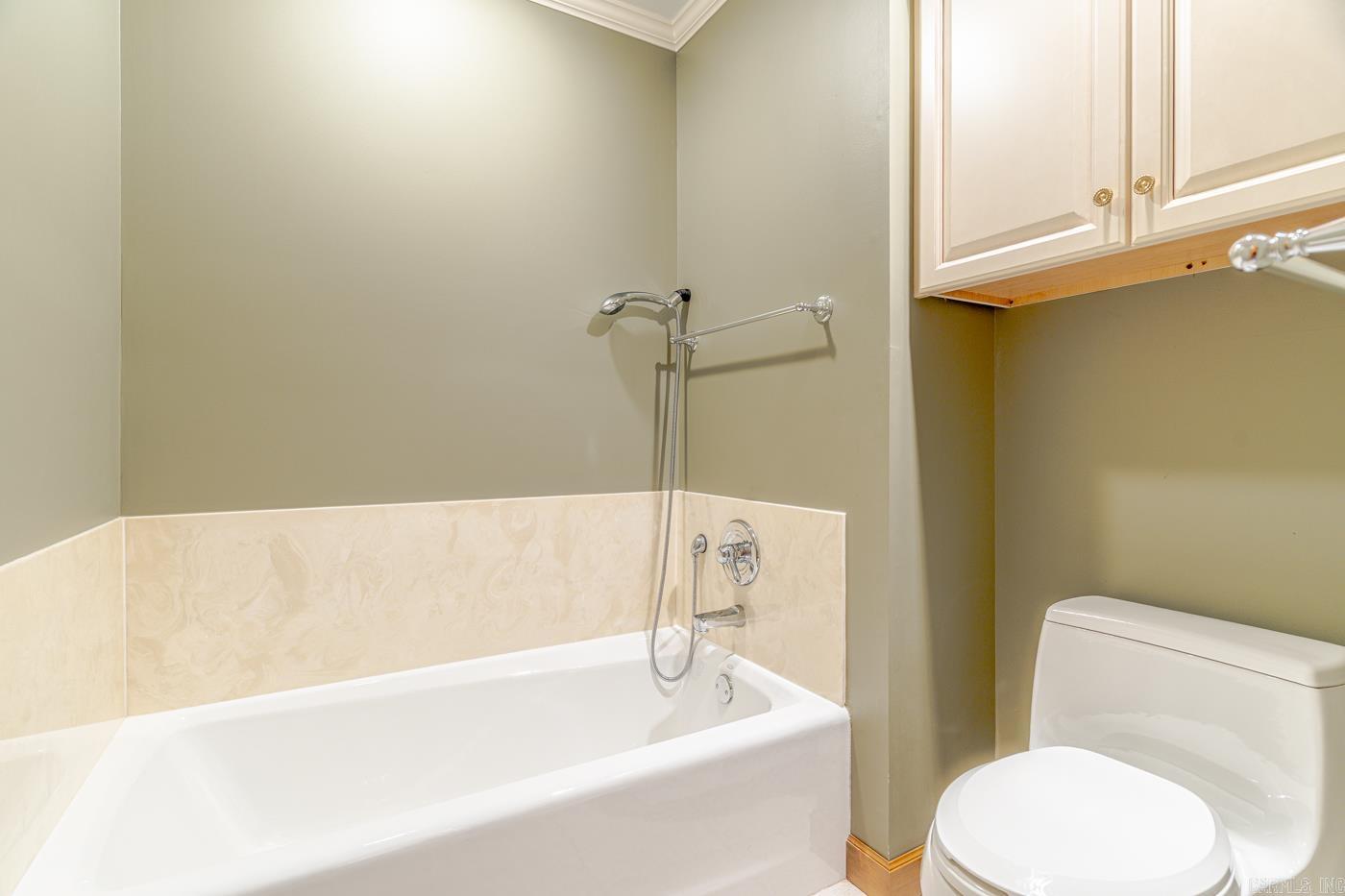 1304 Leominster Cv Jonesboro, AR 72401