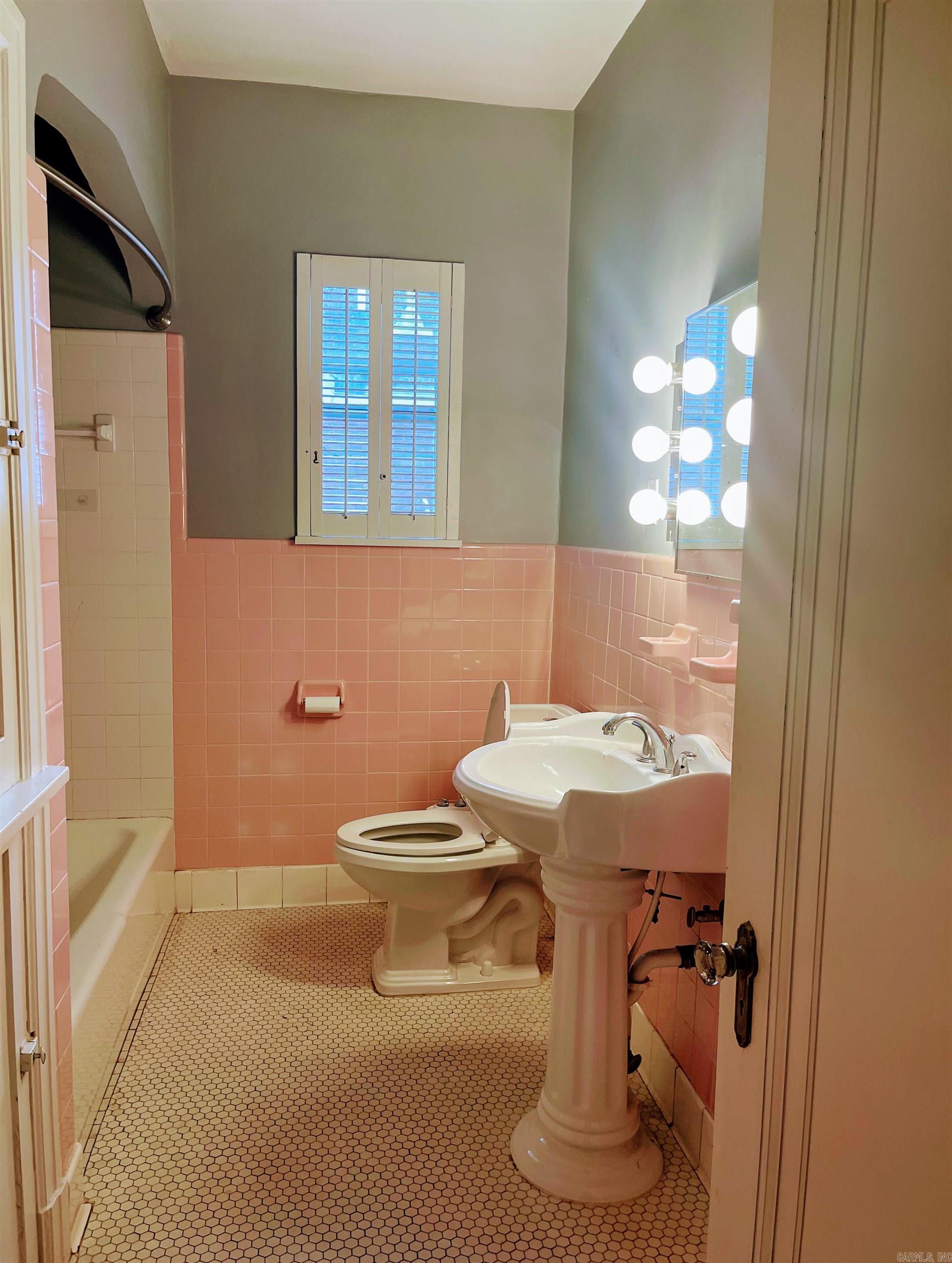 212 E Vernon  Little Rock, AR