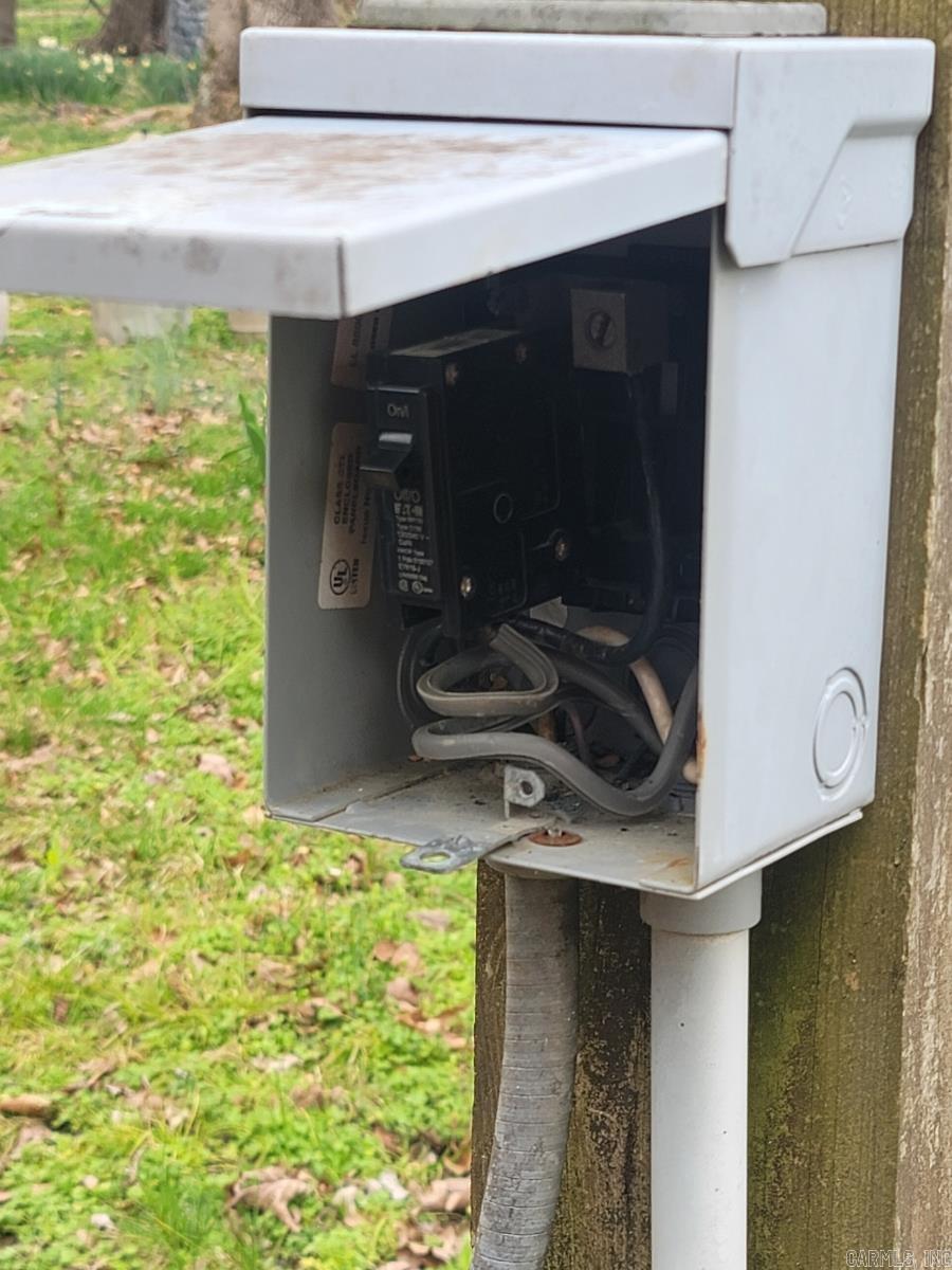 13082 Douglas  Rogers, AR