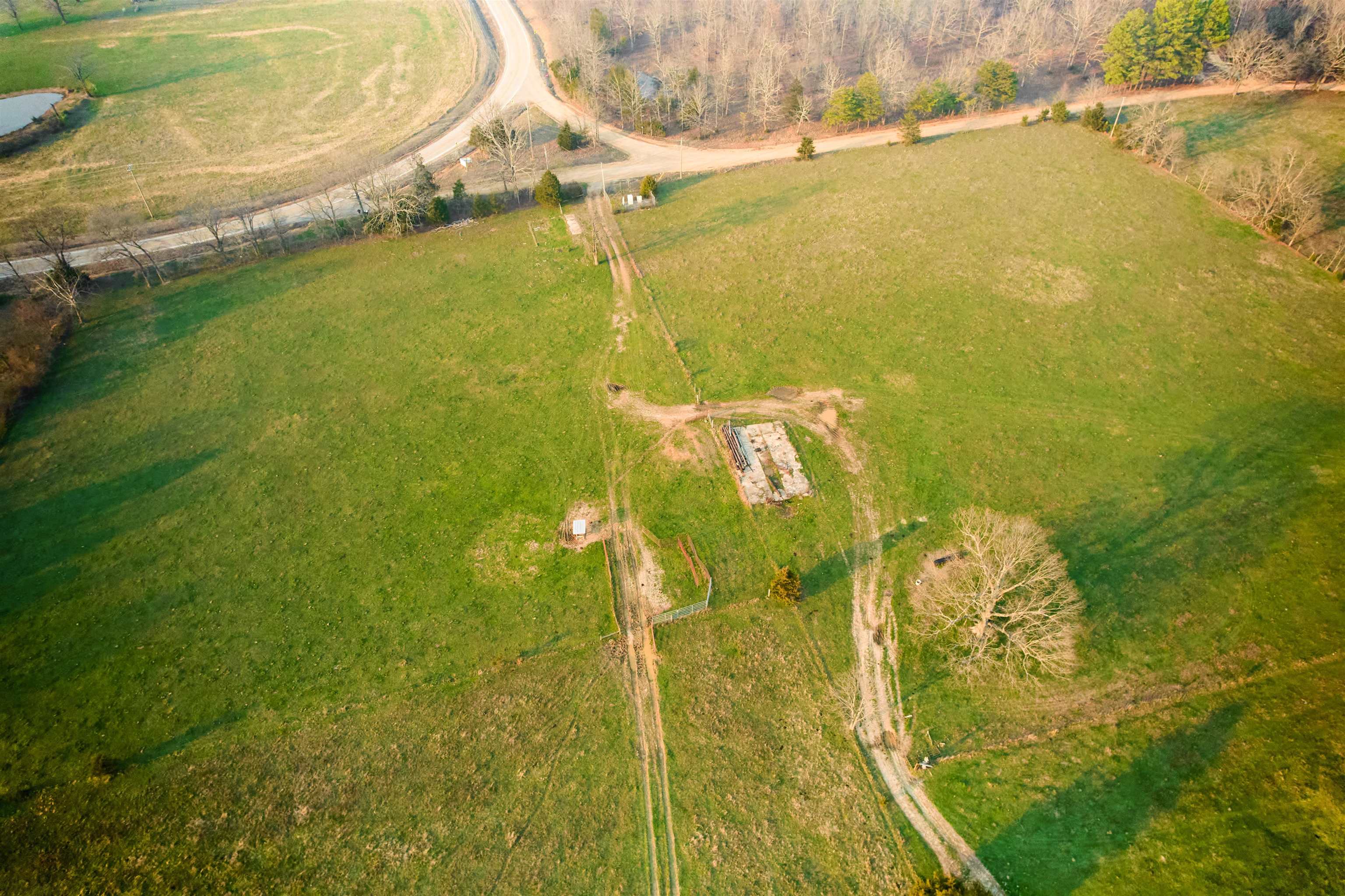 00 Banks Rd  Mammoth Spring, AR