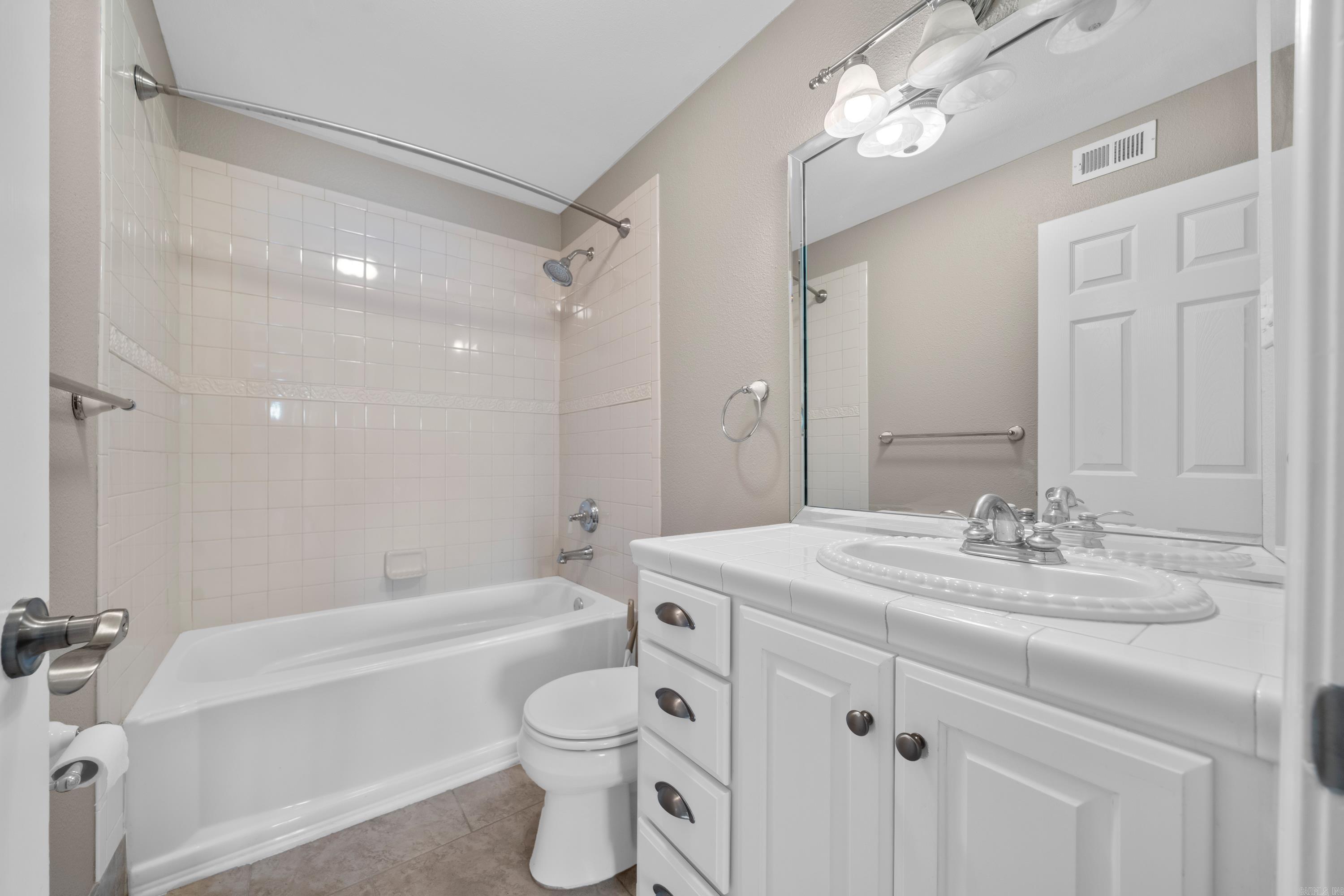 1319 Airport  Hot Springs, AR