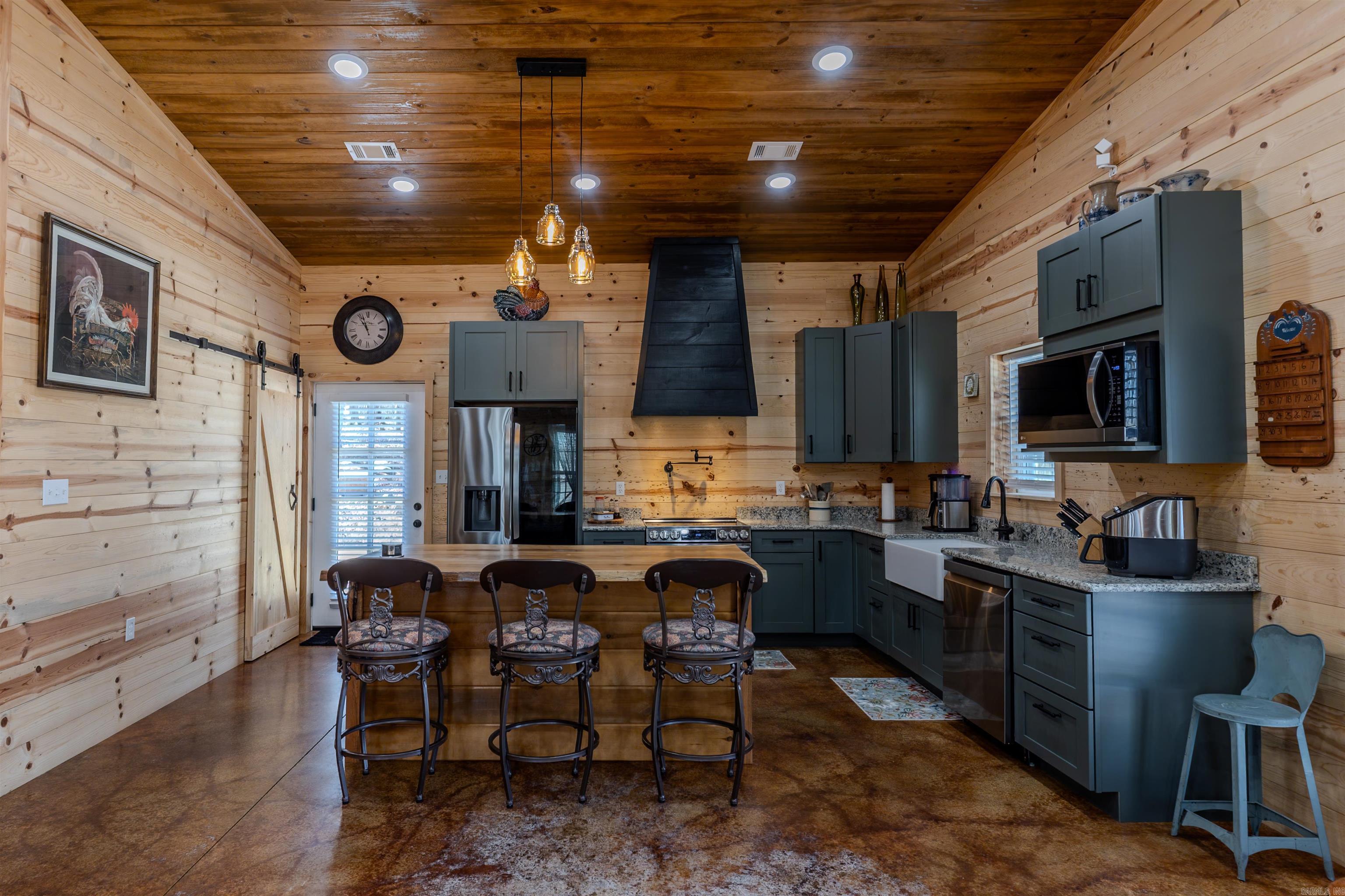 2547 Highway 9 S  Perryville, AR