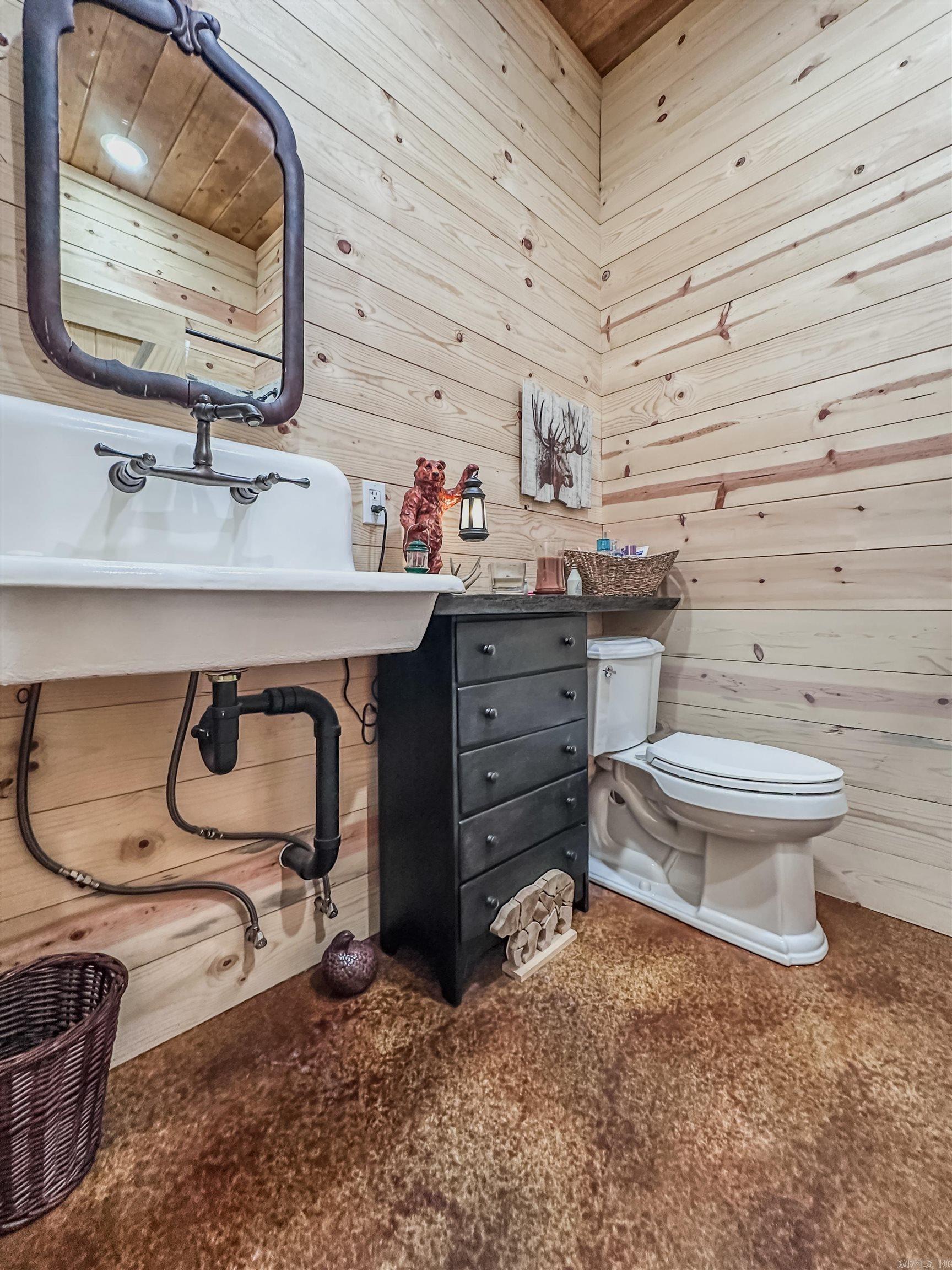 2547 Highway 9 S  Perryville, AR