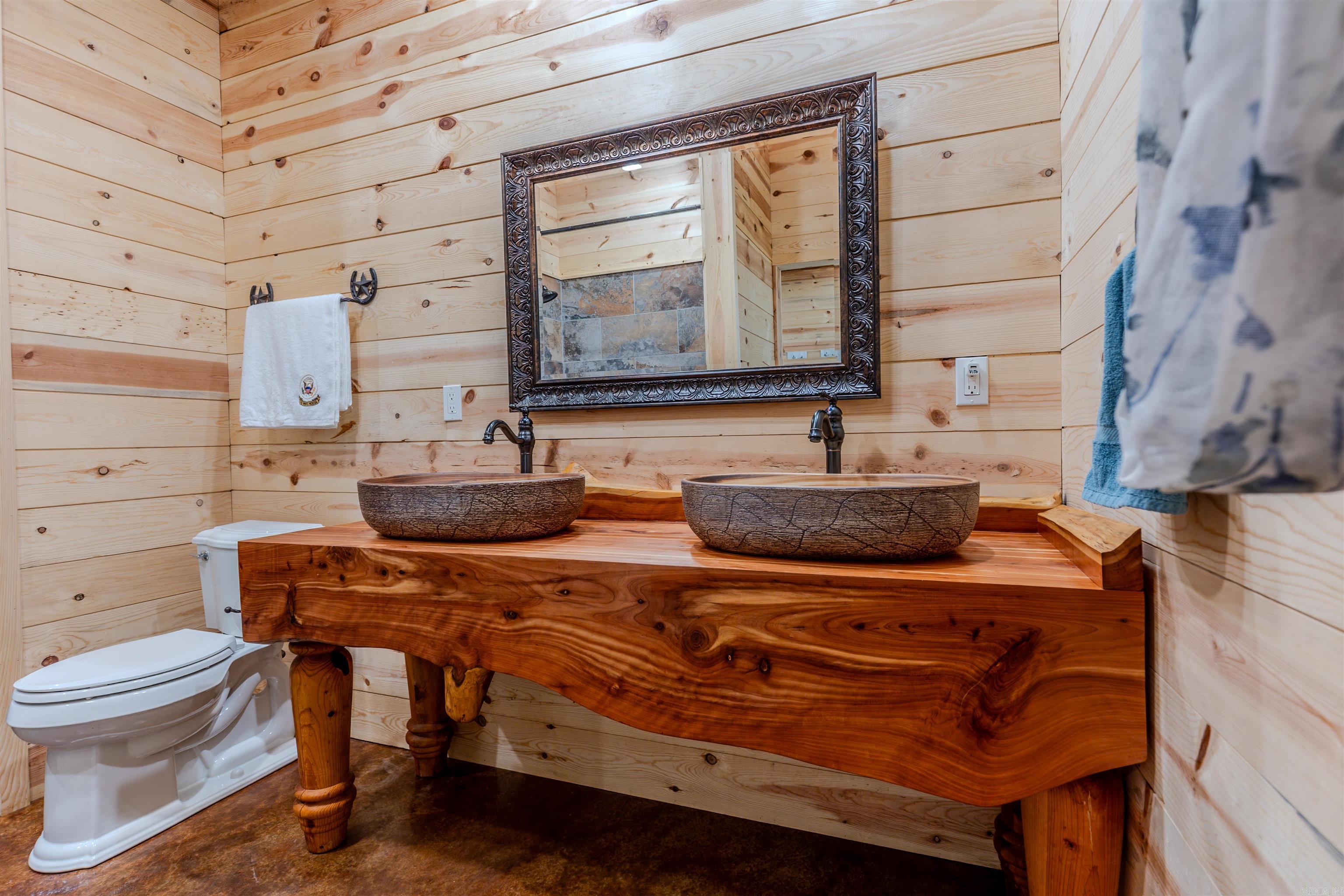 2547 Highway 9 S  Perryville, AR