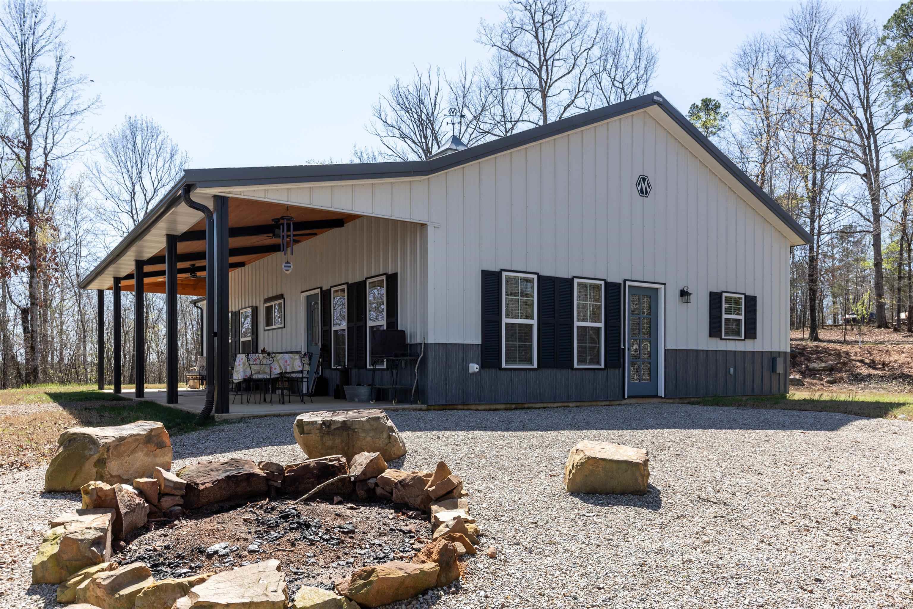 2547 Highway 9 S  Perryville, AR