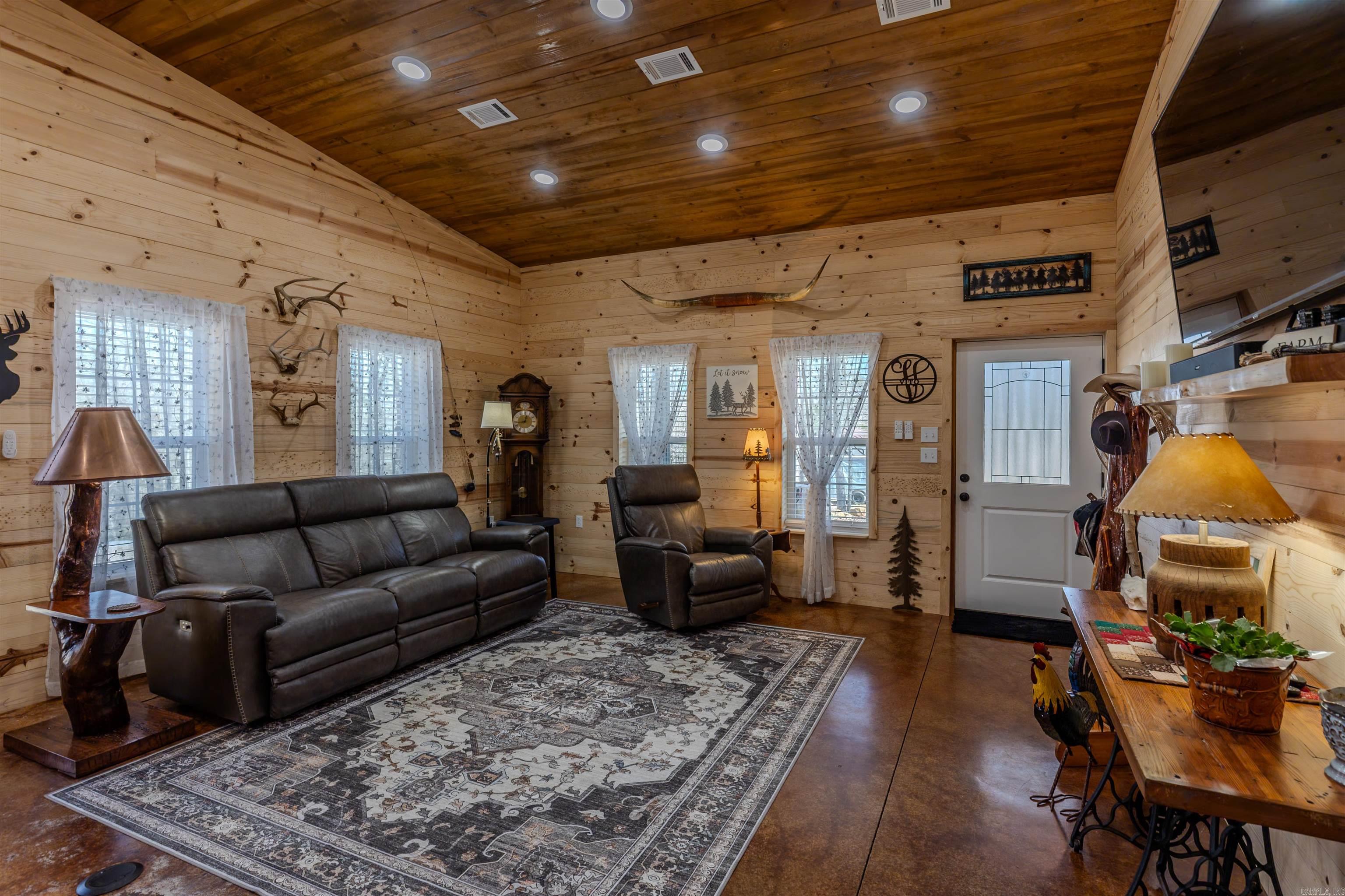 2547 Highway 9 S  Perryville, AR