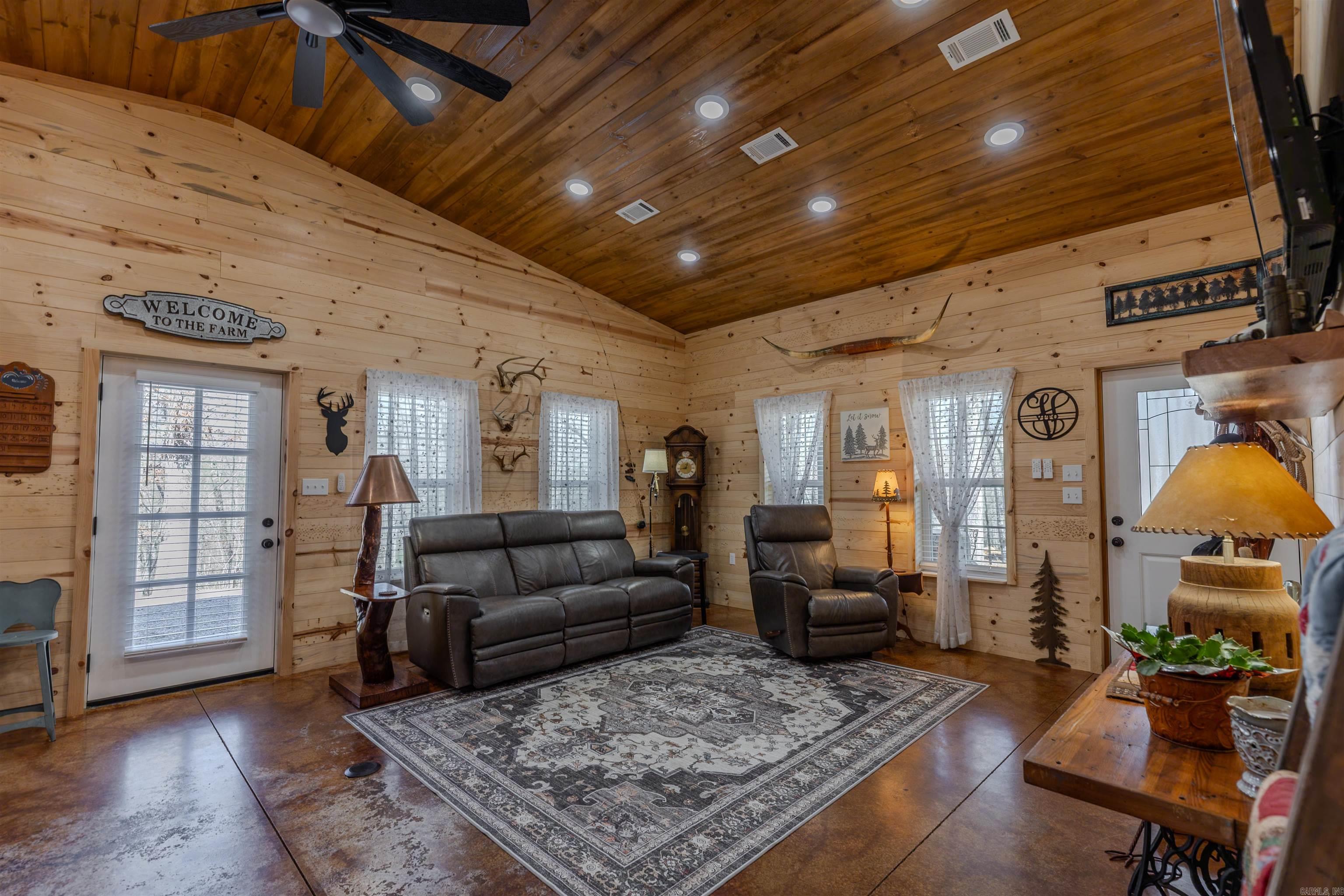 2547 Highway 9 S  Perryville, AR