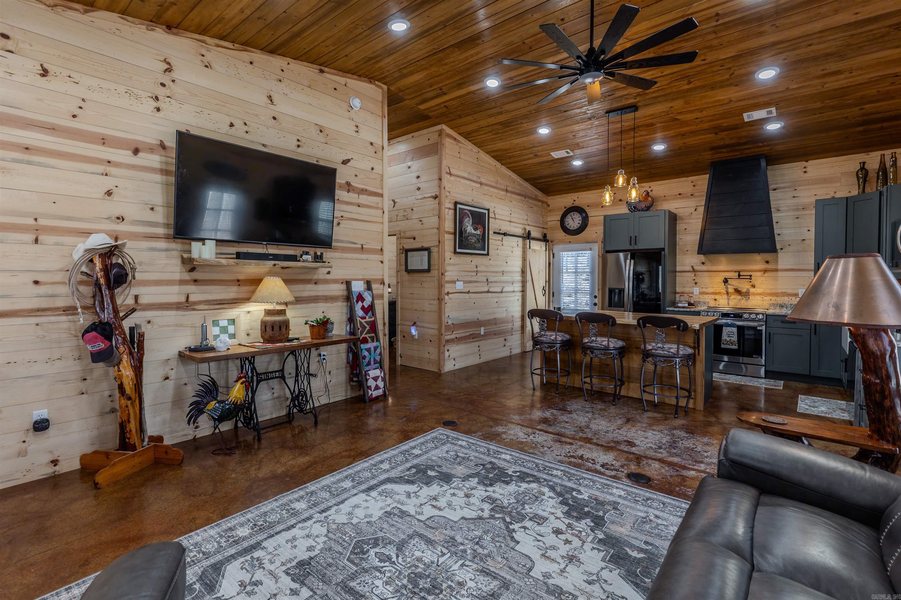 2547 Highway 9 S  Perryville, AR