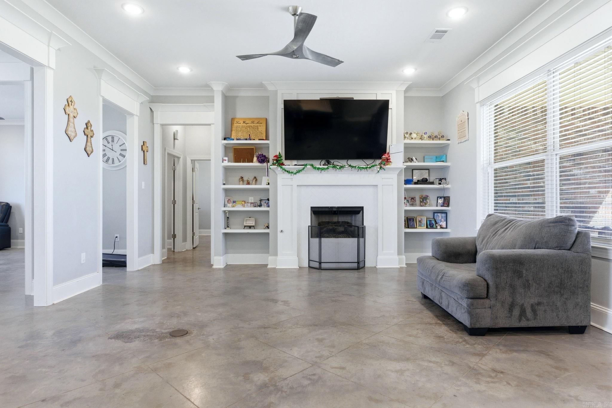 12802 Smarty Jones Dr Scott, AR 72142