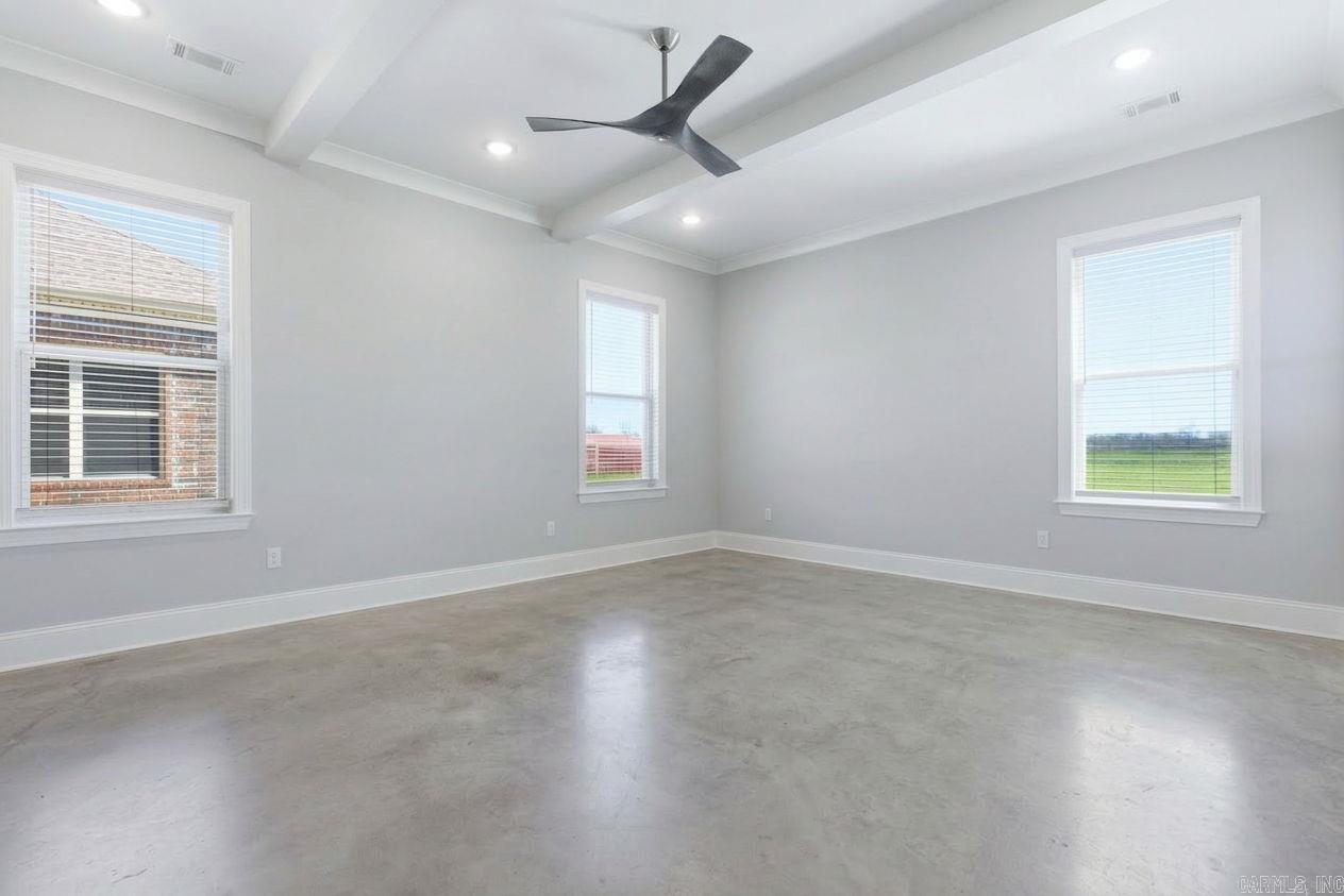 12802 Smarty Jones Dr  Scott, AR