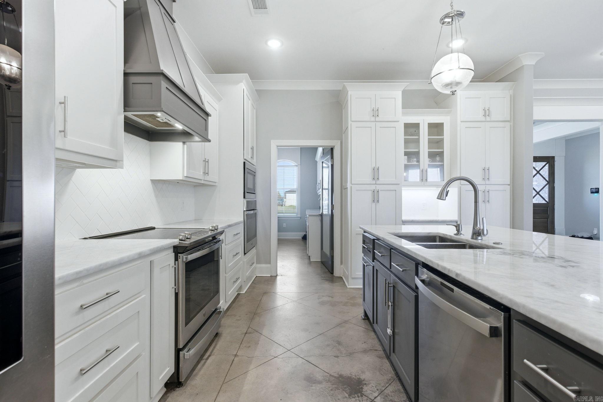 12802 Smarty Jones Dr Scott, AR 72142