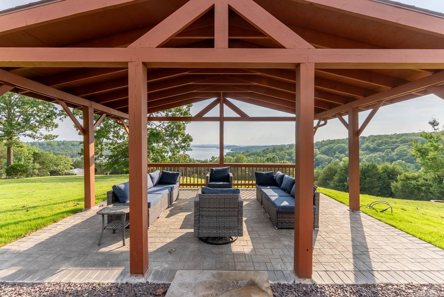 499 Noe Creek Road  Mountain Home, AR