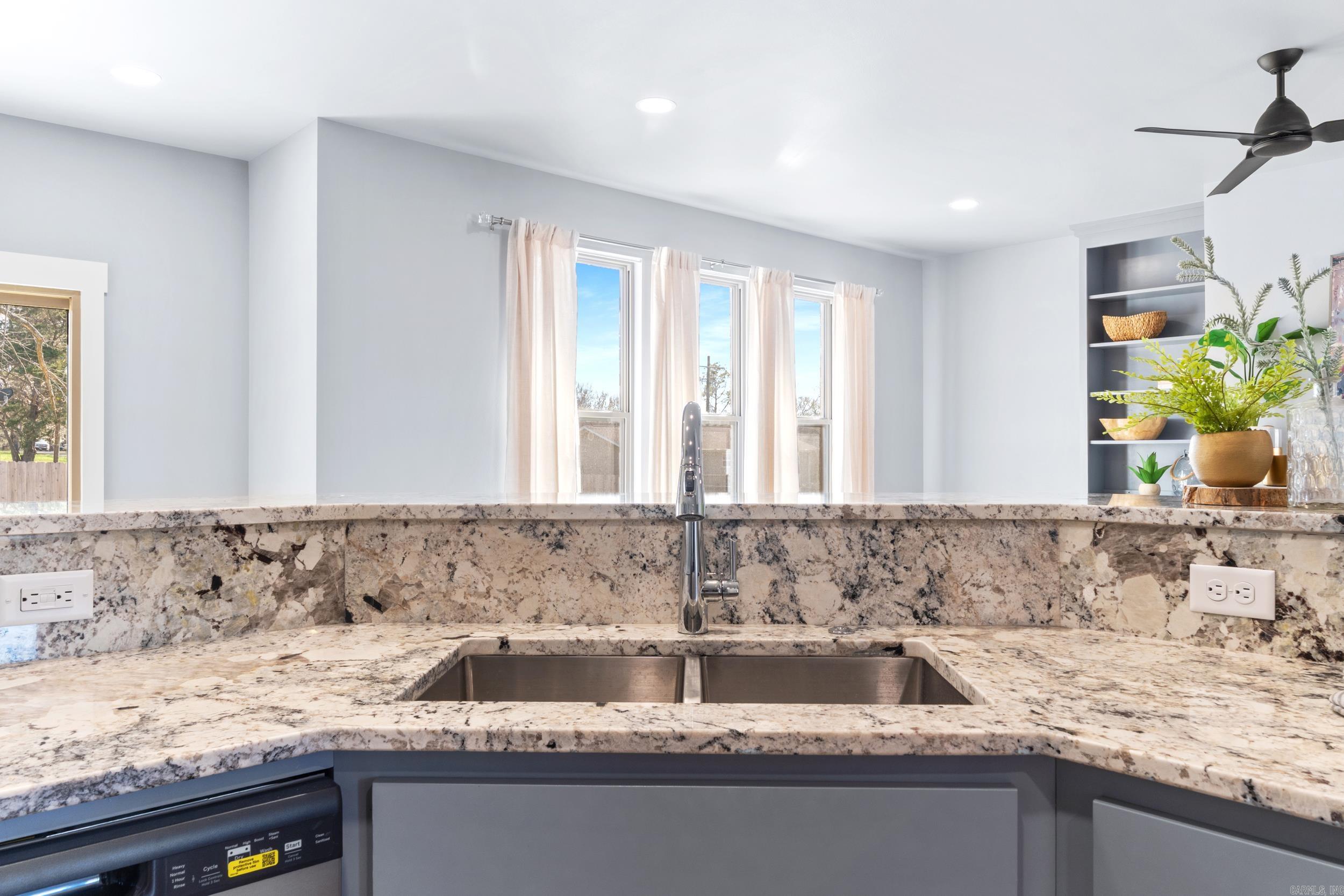 238 S Sheeks Drive  Mountain Home, AR