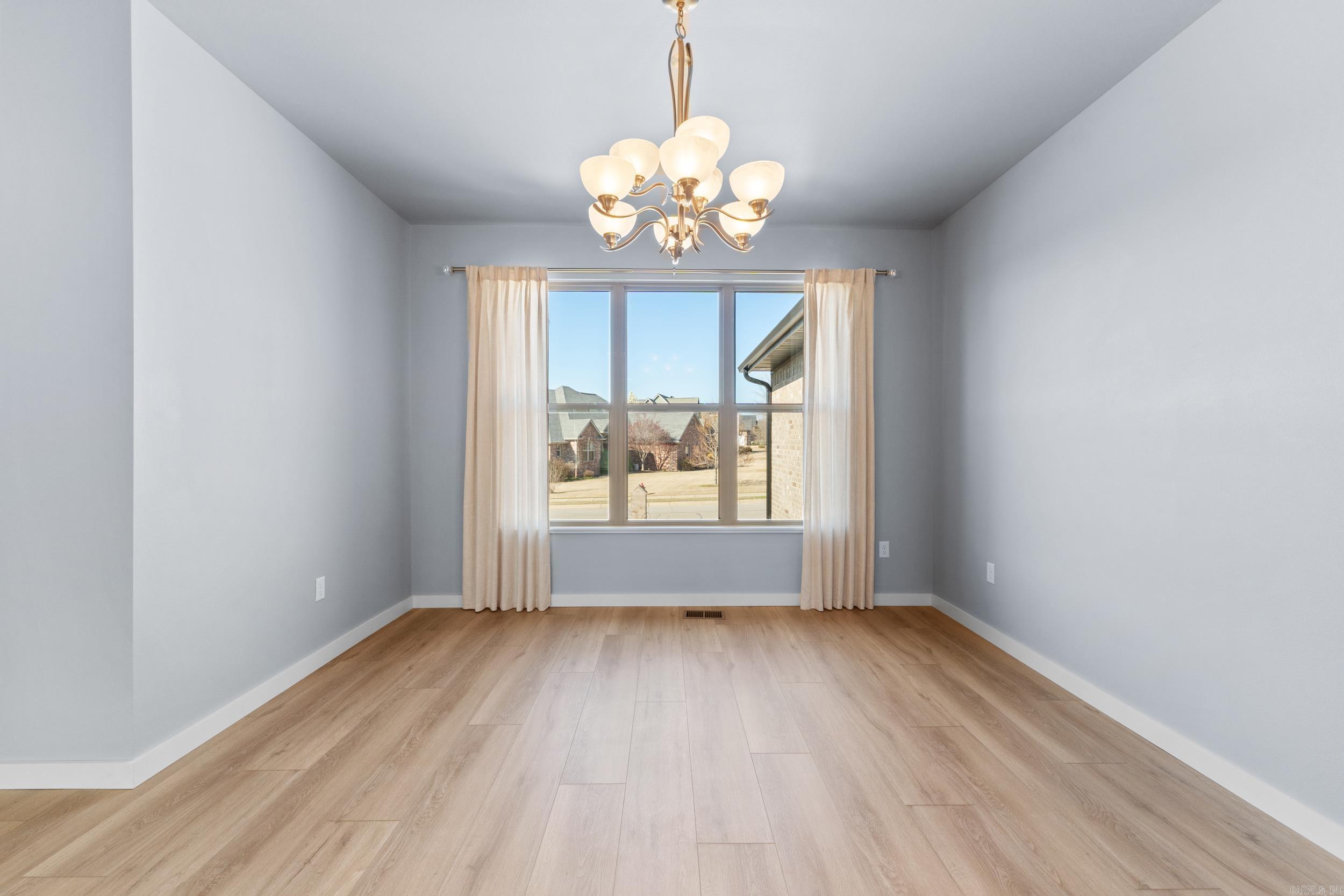 238 S Sheeks Drive  Mountain Home, AR