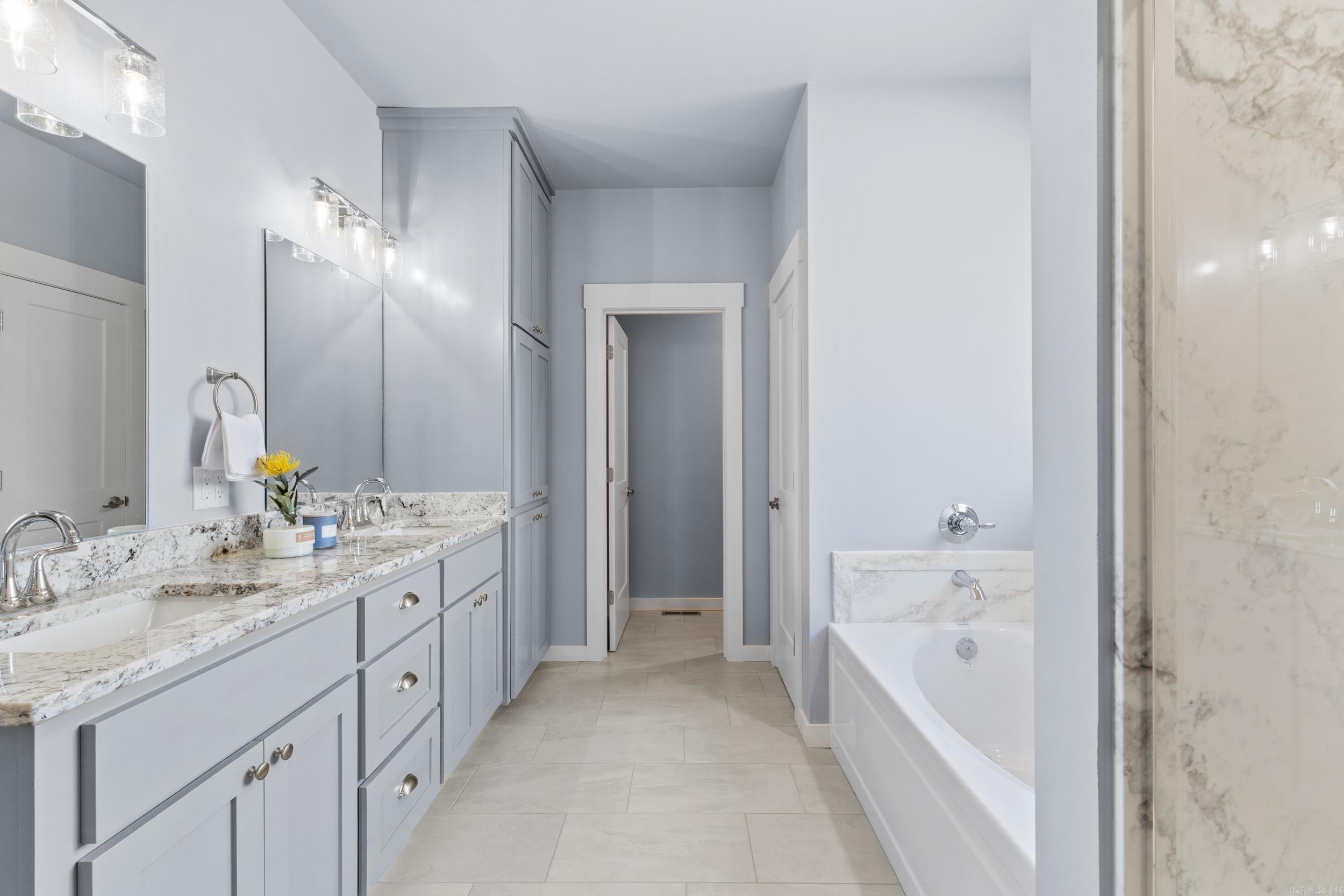 238 S Sheeks Drive  Mountain Home, AR