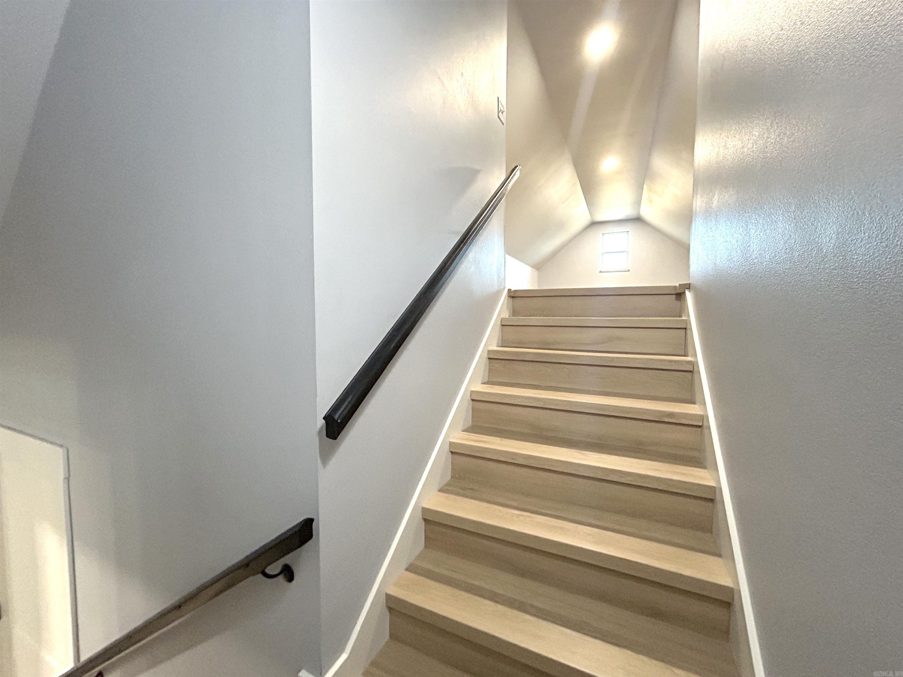 238 S Sheeks Drive  Mountain Home, AR