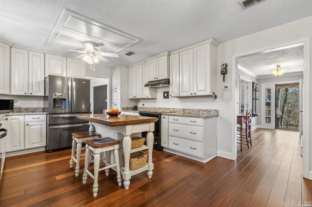 105 Rolling Acres Court Pearcy, AR