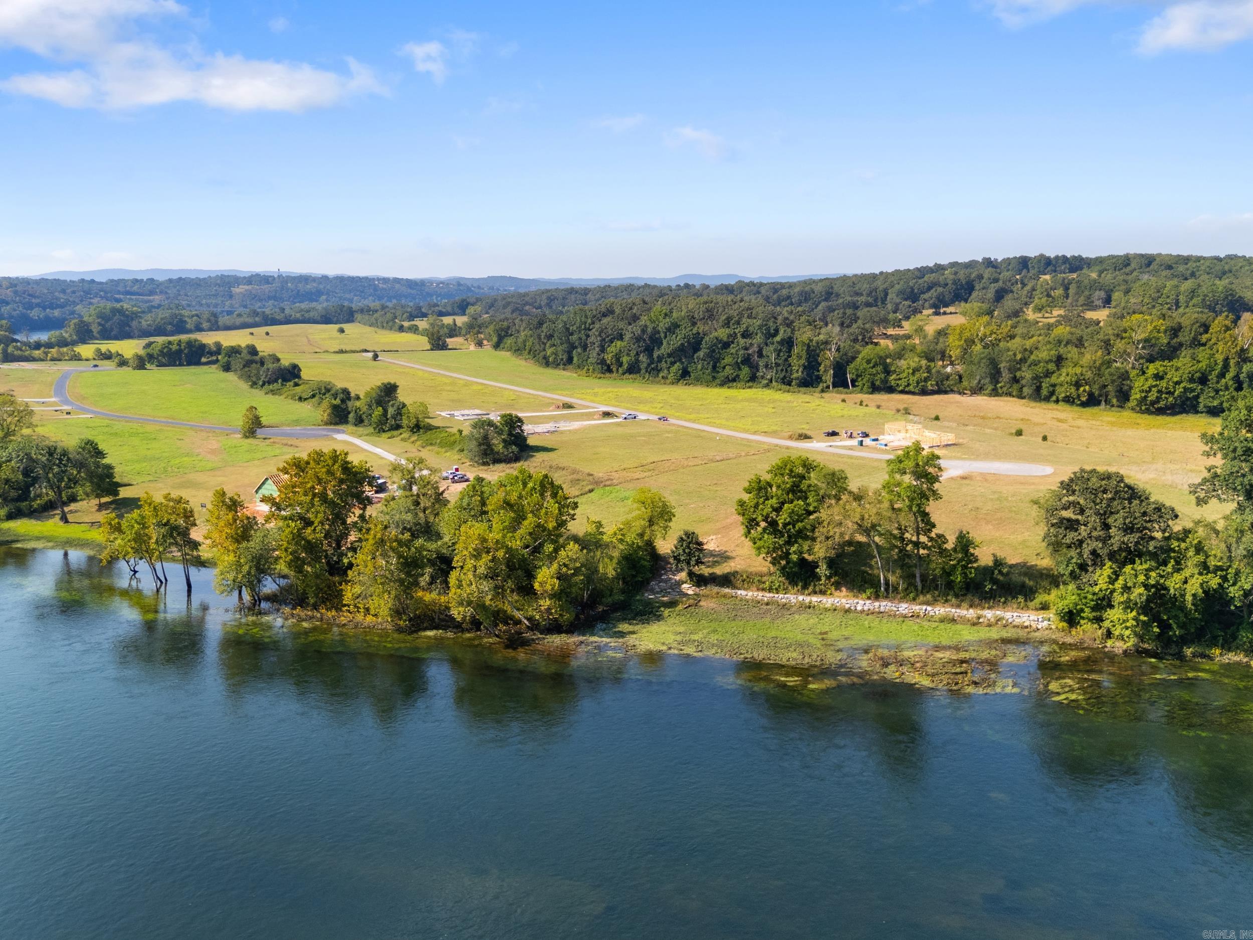 Lot 32 Dry Fly  Flippin, AR