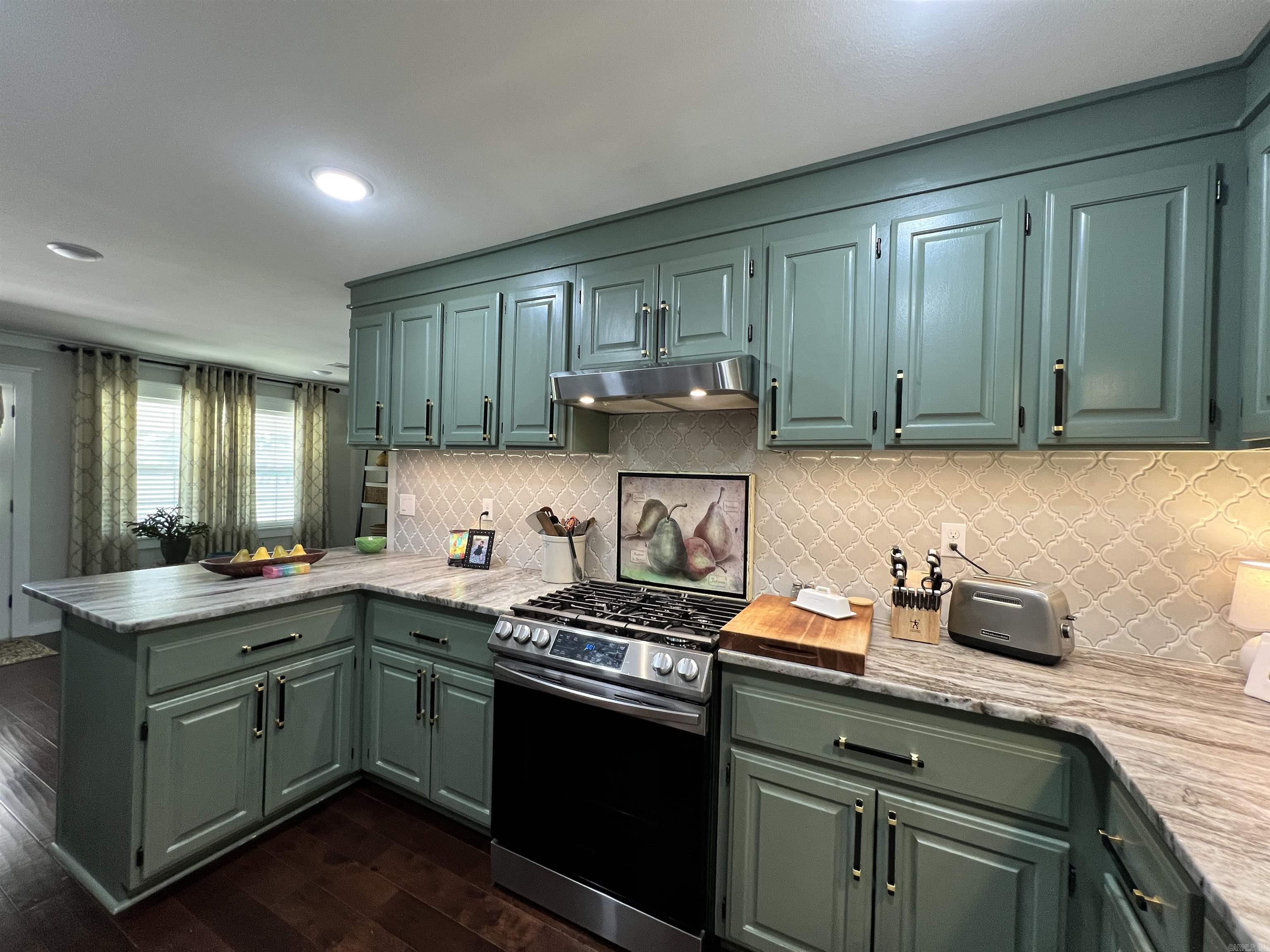 108 E Victory  Star City, AR