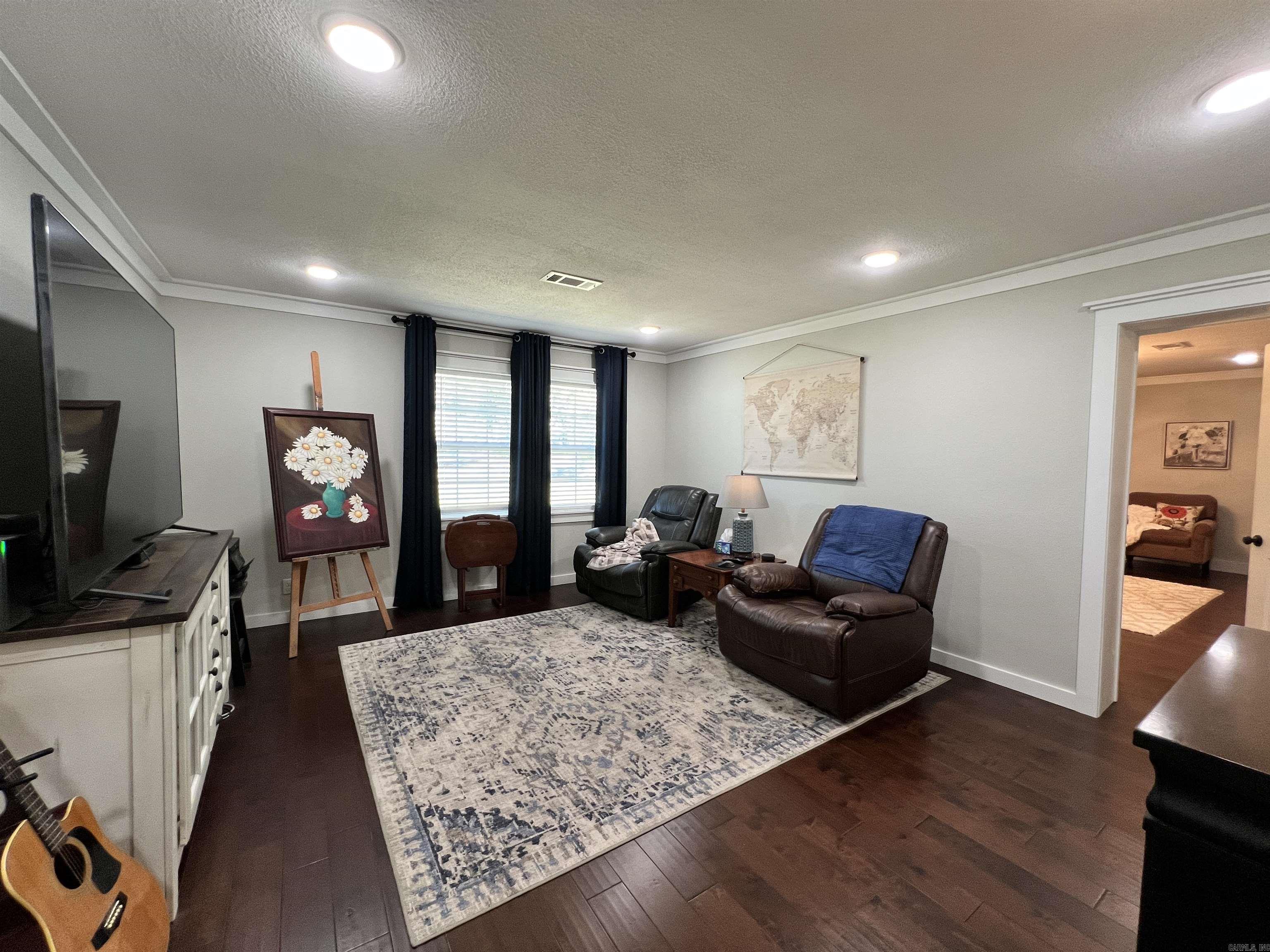 108 E Victory  Star City, AR