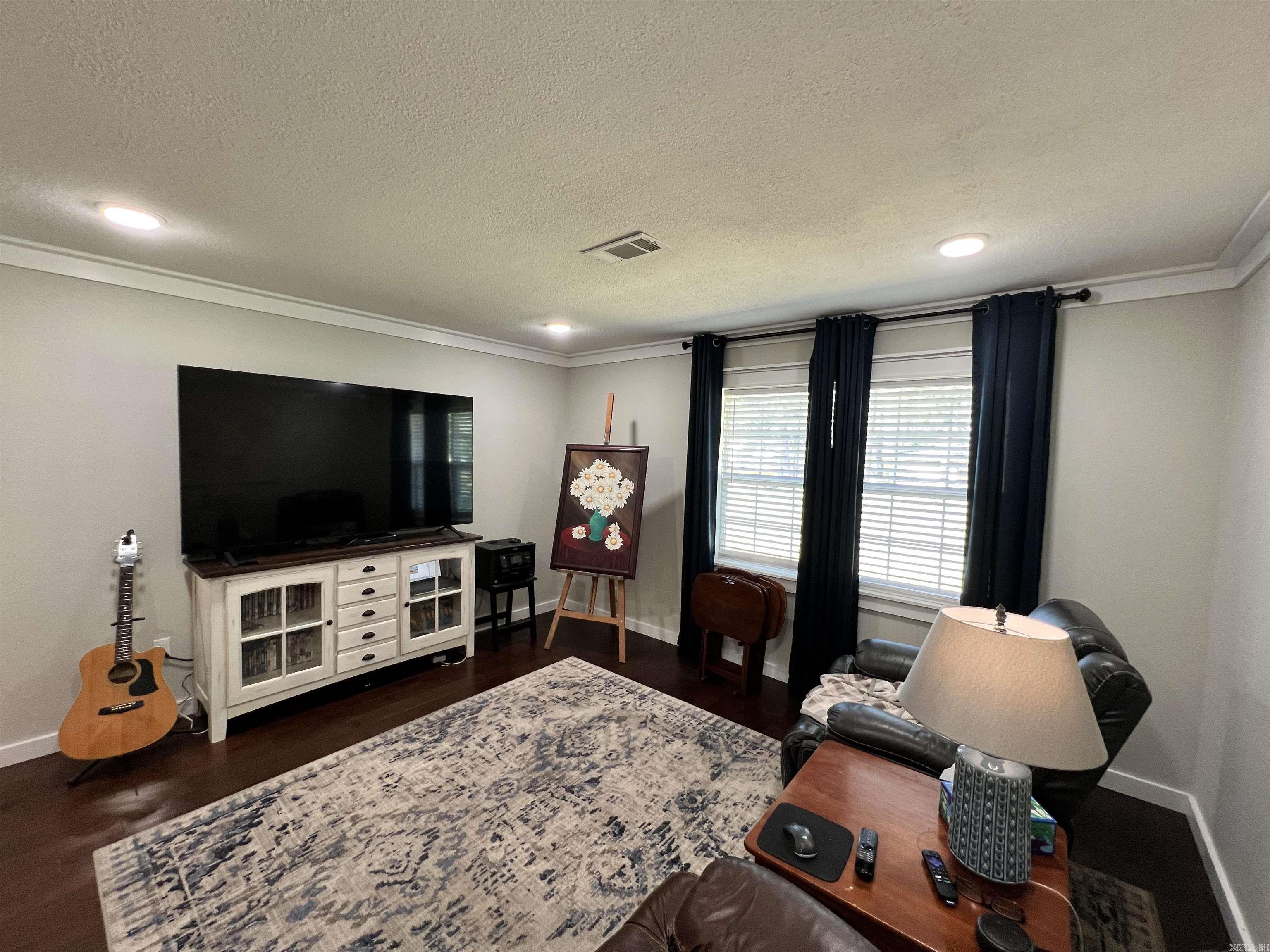 108 E Victory  Star City, AR