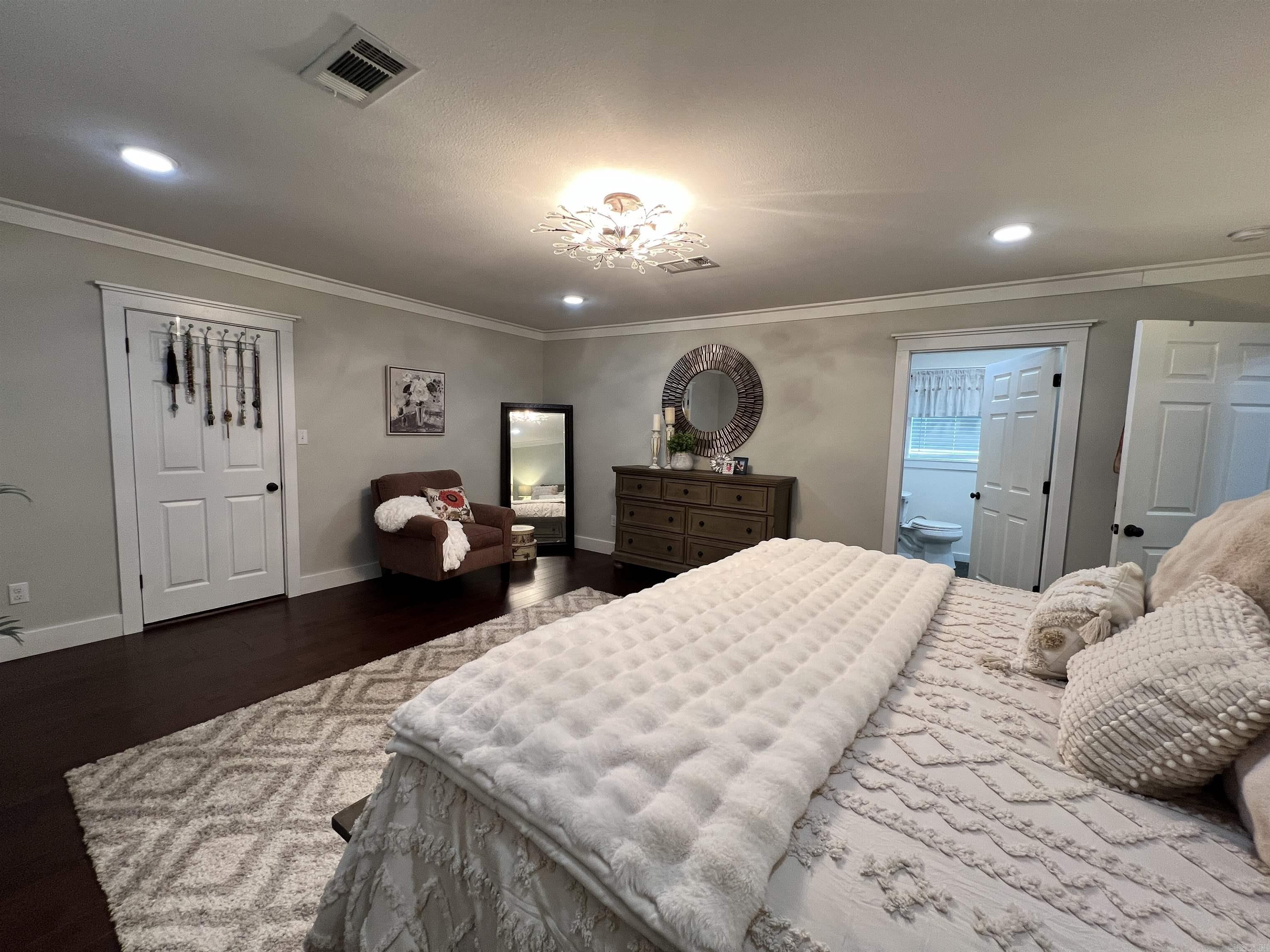 108 E Victory  Star City, AR