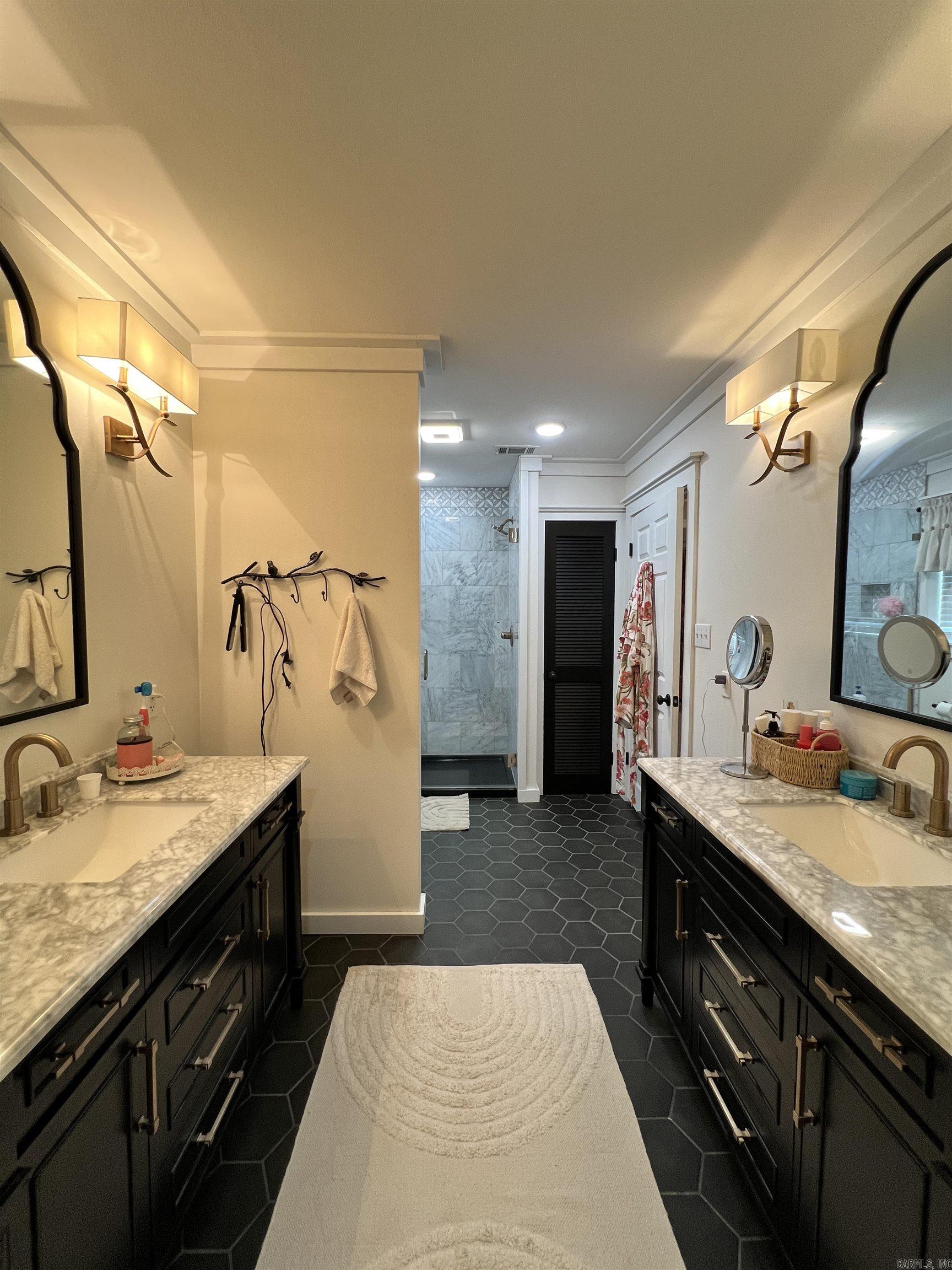 108 E Victory  Star City, AR