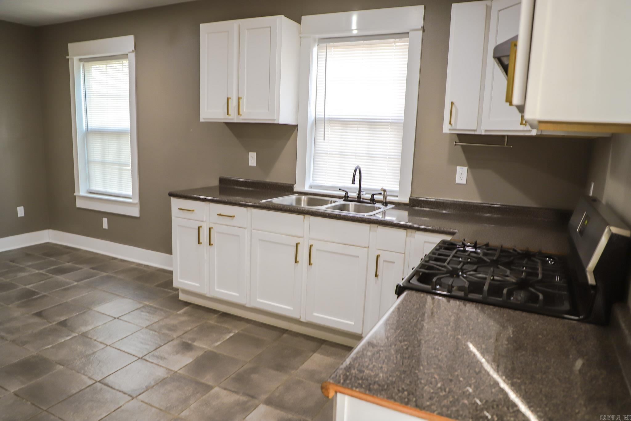 512 N Slemons  Monticello, AR