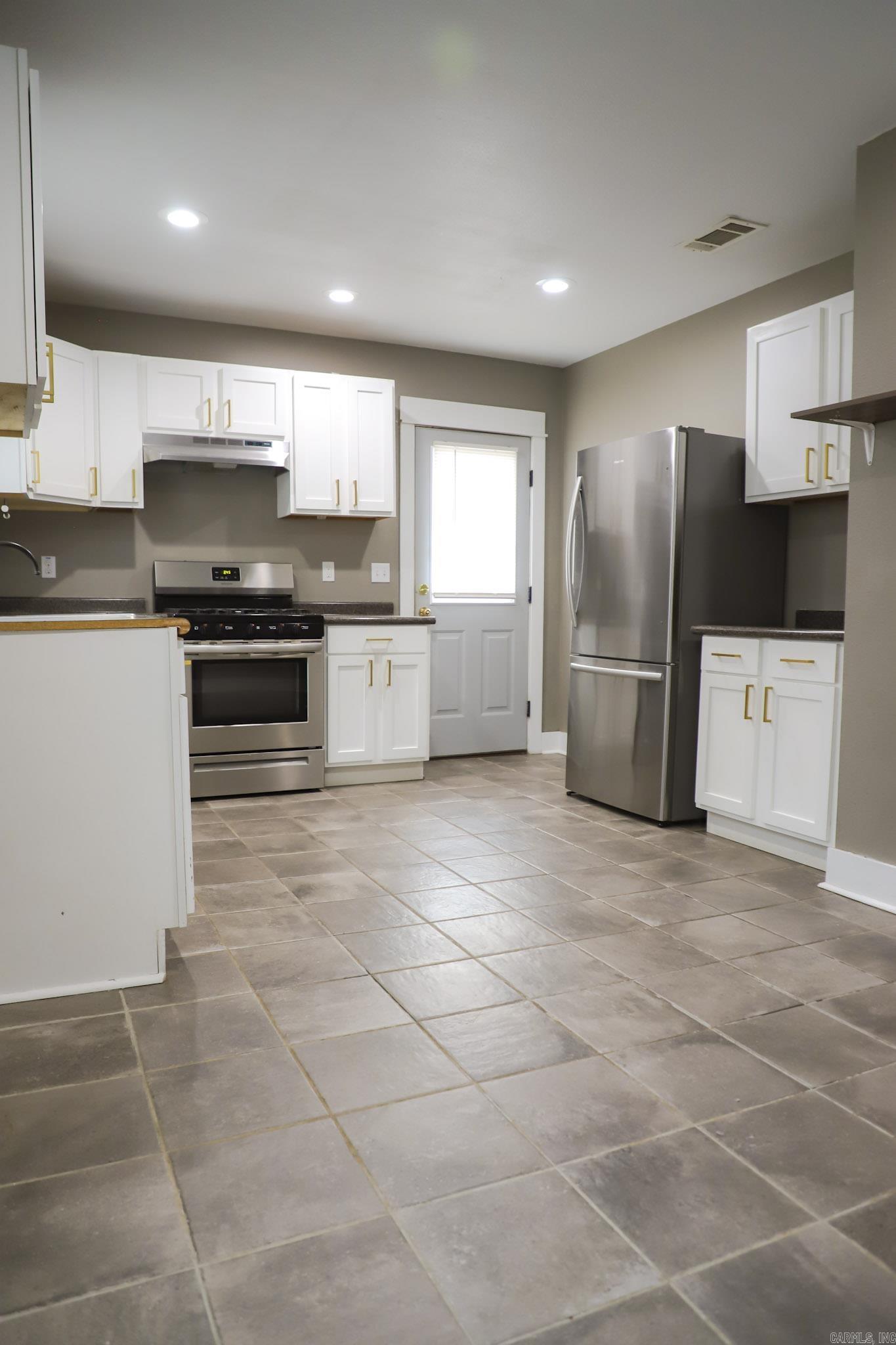 512 N Slemons  Monticello, AR