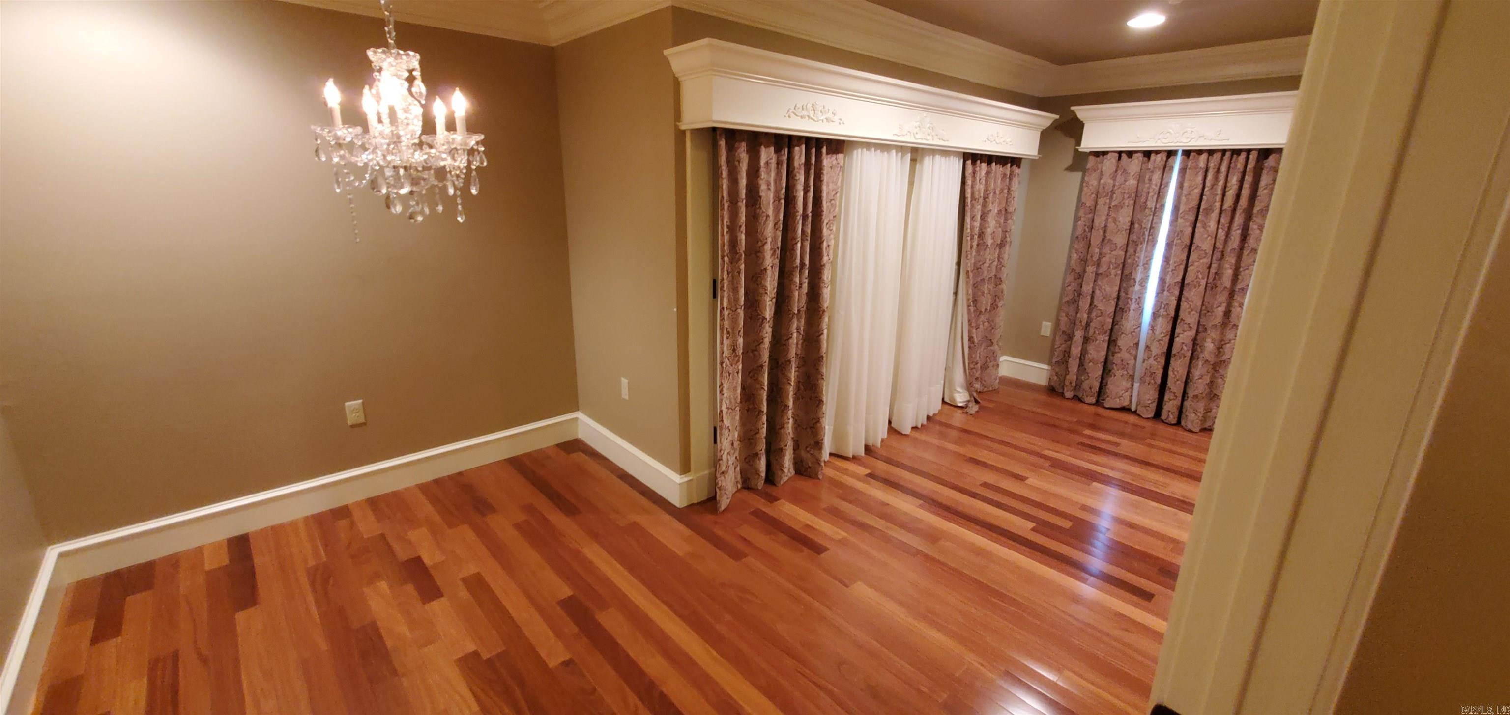 2005 N Main  North Little Rock, AR