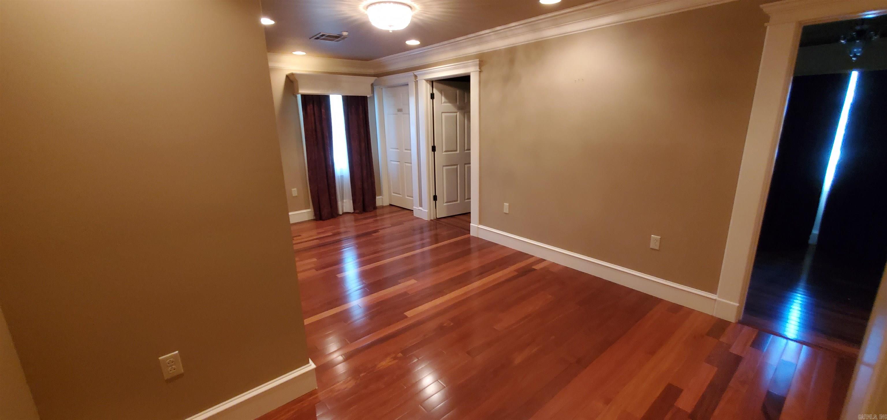 2005 N Main  North Little Rock, AR