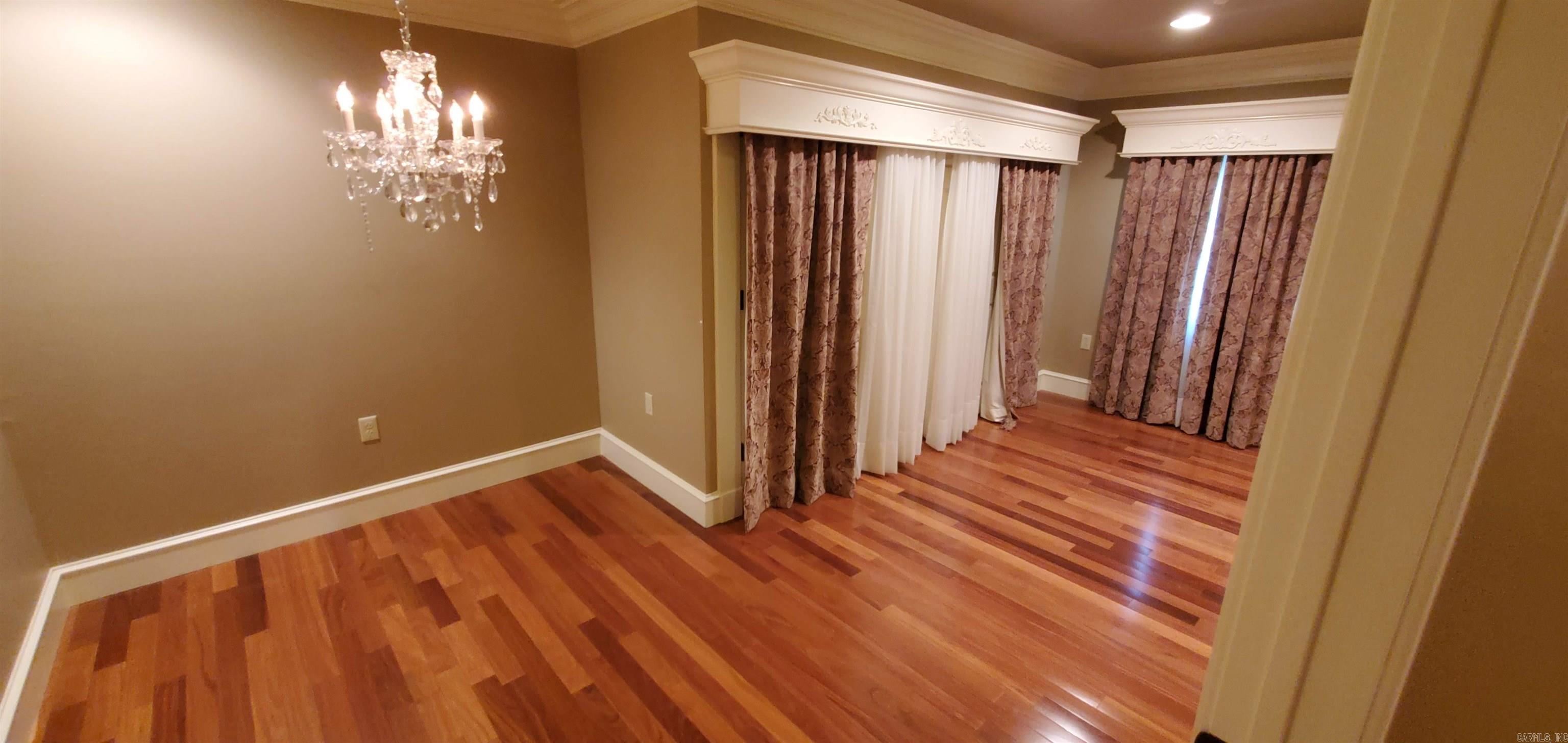 2005 N Main  North Little Rock, AR