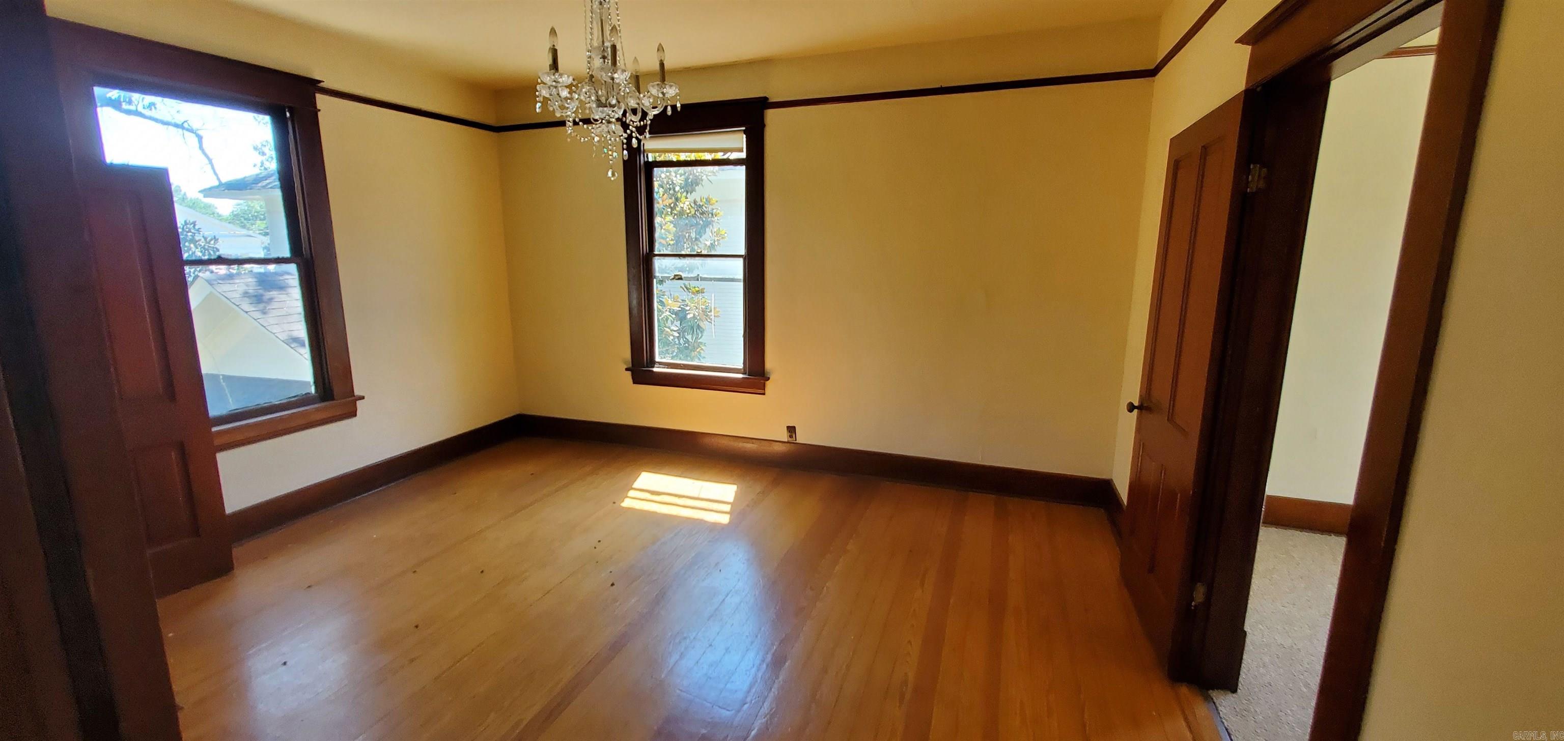 2005 N Main  North Little Rock, AR